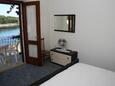Povlja, Спальня в размещении типа apartment, WiFi.