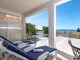 Sumartin, Terrace in the apartment, with a sea view and WiFi.