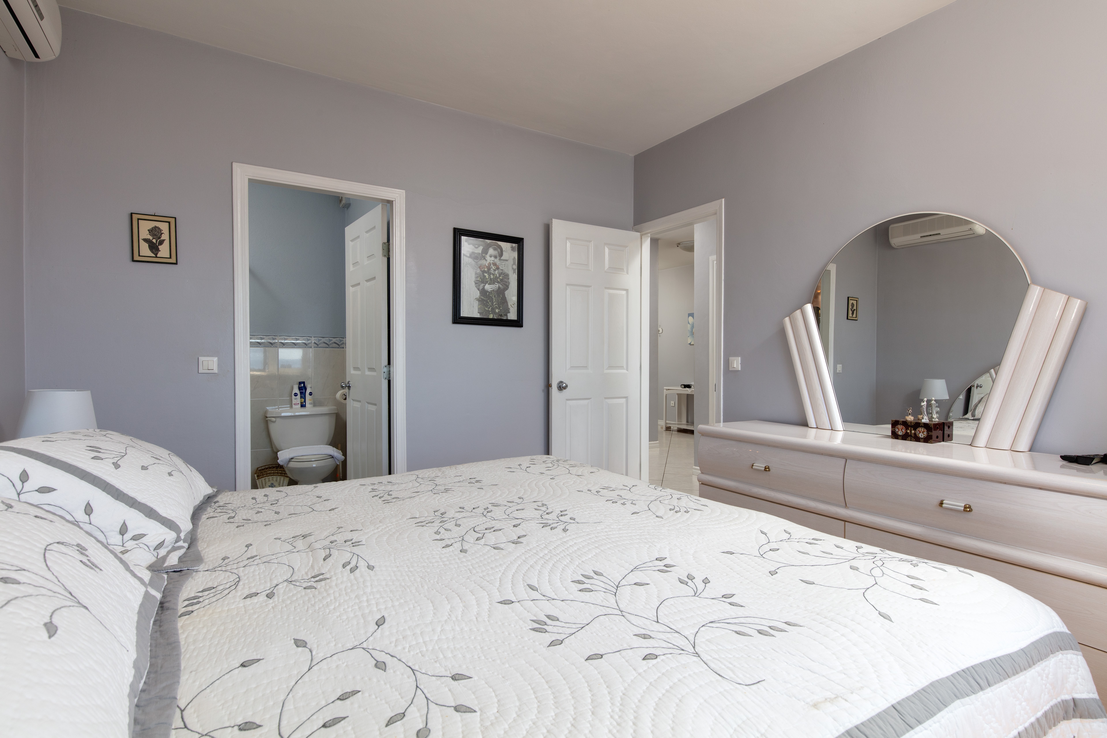 Three bedroom apartment with terrace and sea view Sumartin, Brač  A-d