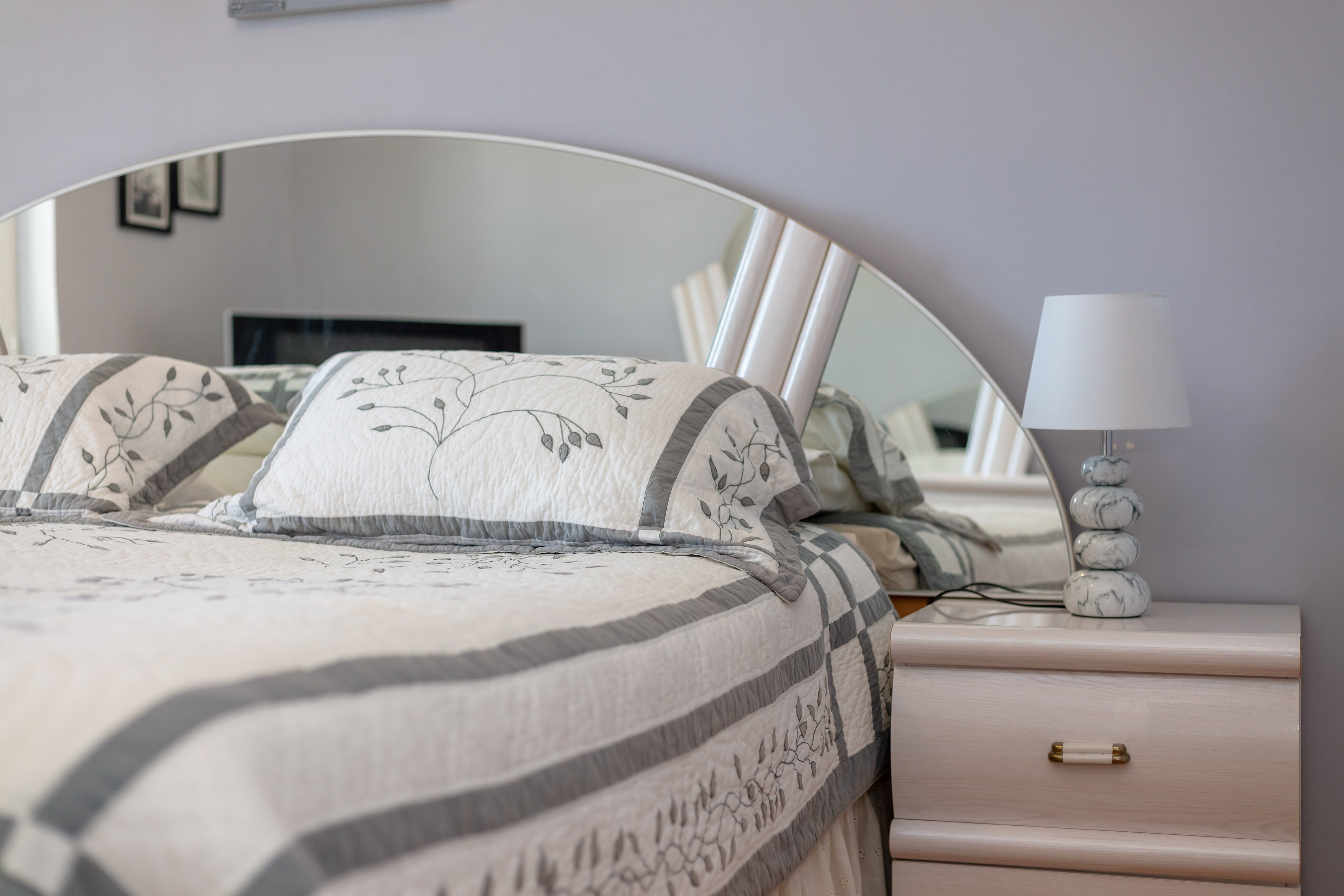 Three bedroom apartment with terrace and sea view Sumartin, Brač  A-d