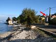 Sutivan, Brač, Alloggio 2943 - Appartamenti e camere vicino al mare con la spiaggia ghiaiosa.