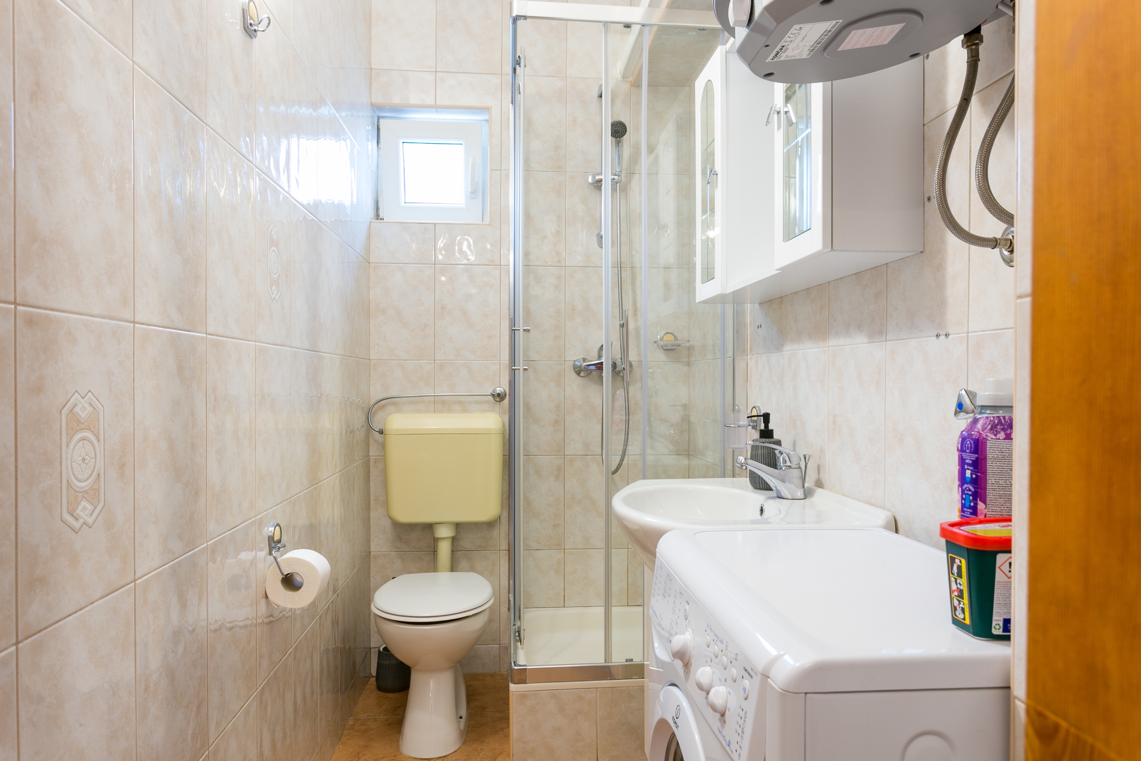 Two bedroom apartment with terrace and sea view Postira, Brač  A-b