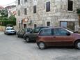 Parking lot Postira, Brač, Parking lot 2950 - Apartments near sea with pebble beach.