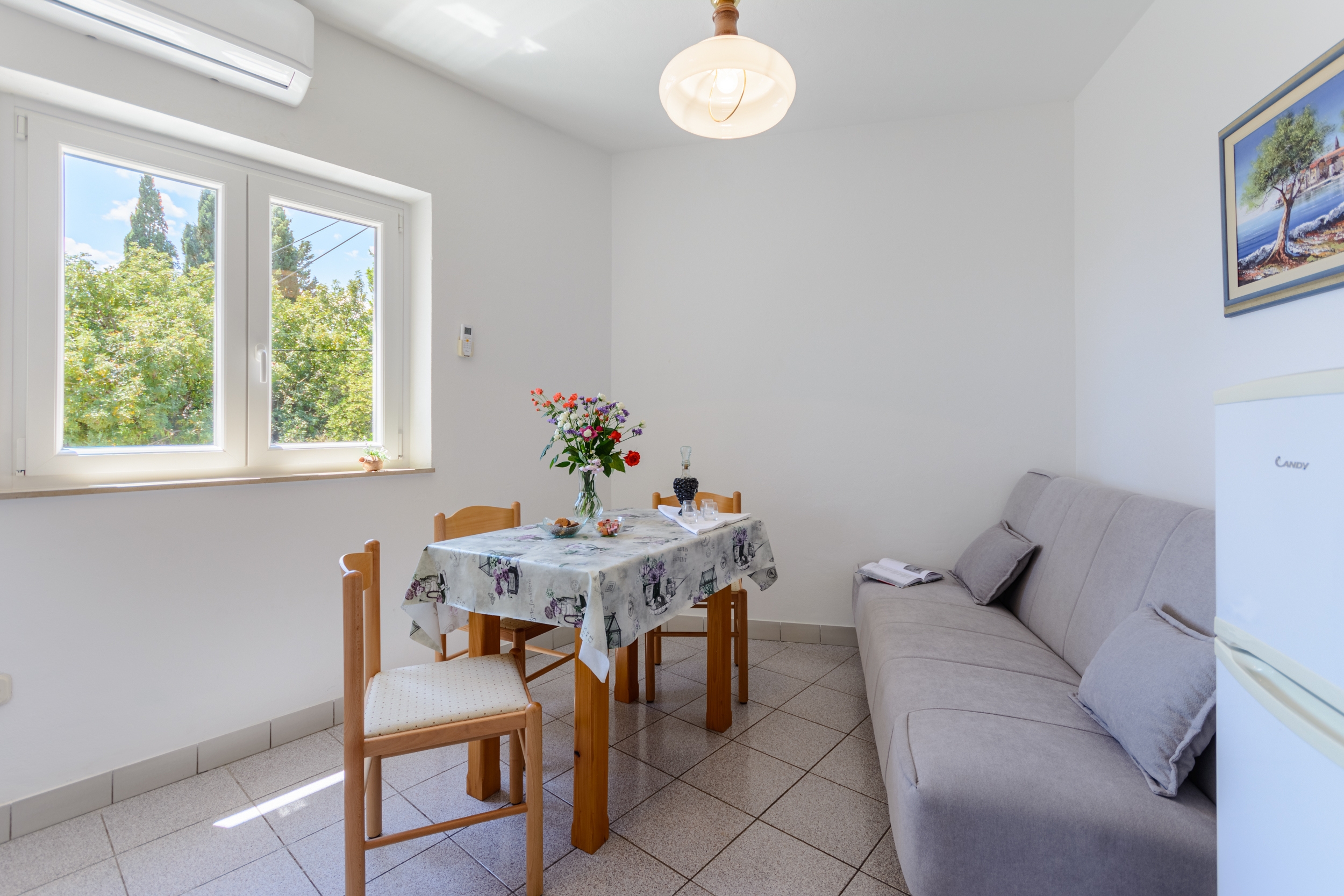 One bedroom apartment with air-conditioning Sumartin, Brač (A-2952-a) One bedroom apartment with air-conditioning Sumartin, Brač (A-2952-a)