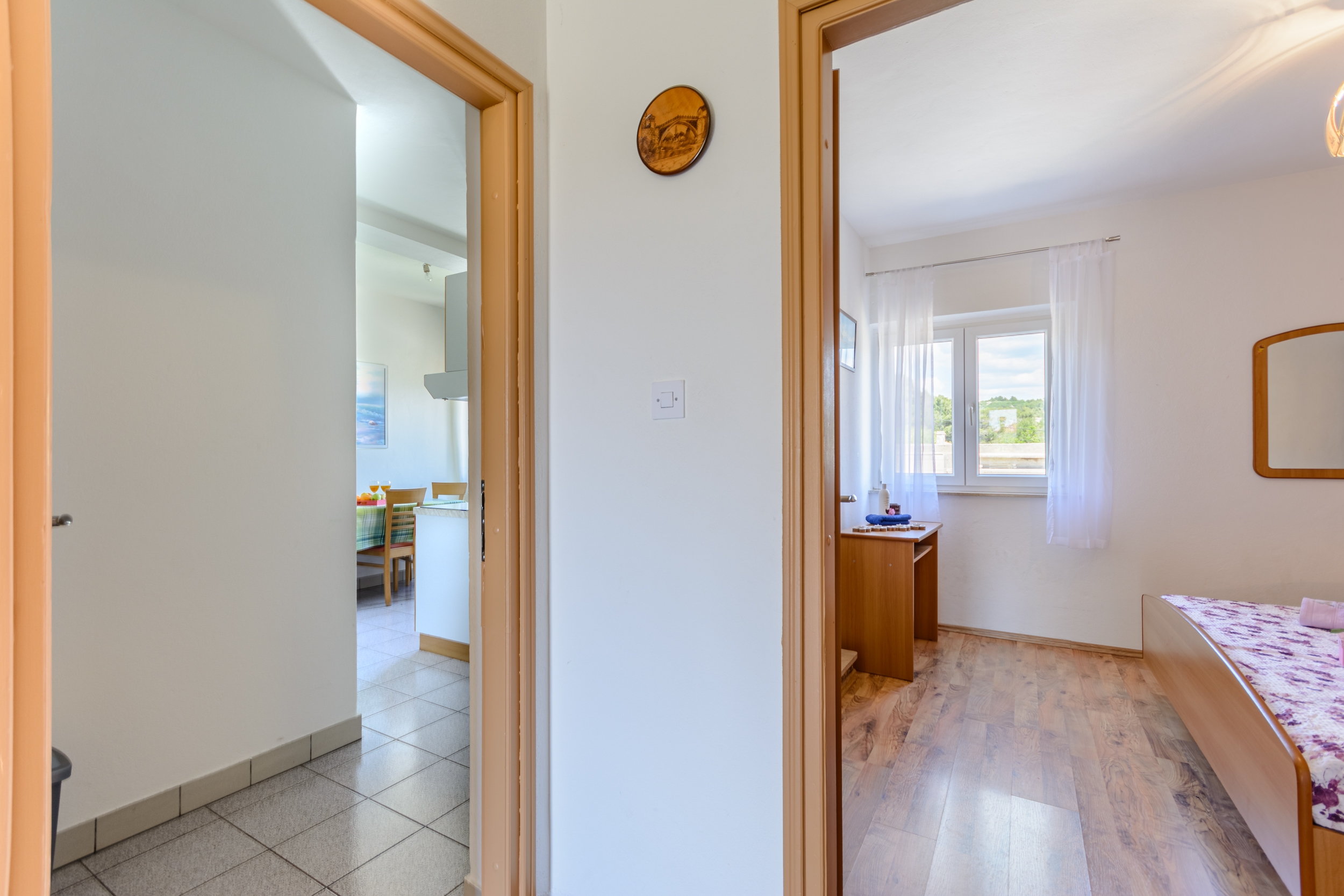 Two bedroom apartment with air-conditioning Sumartin, Brač  A-b
