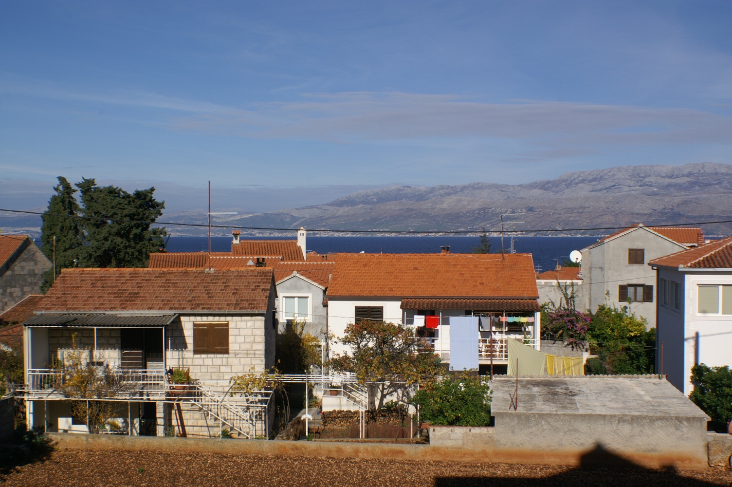 Three bedroom apartment with terrace and sea view Supetar, Brač  A-a