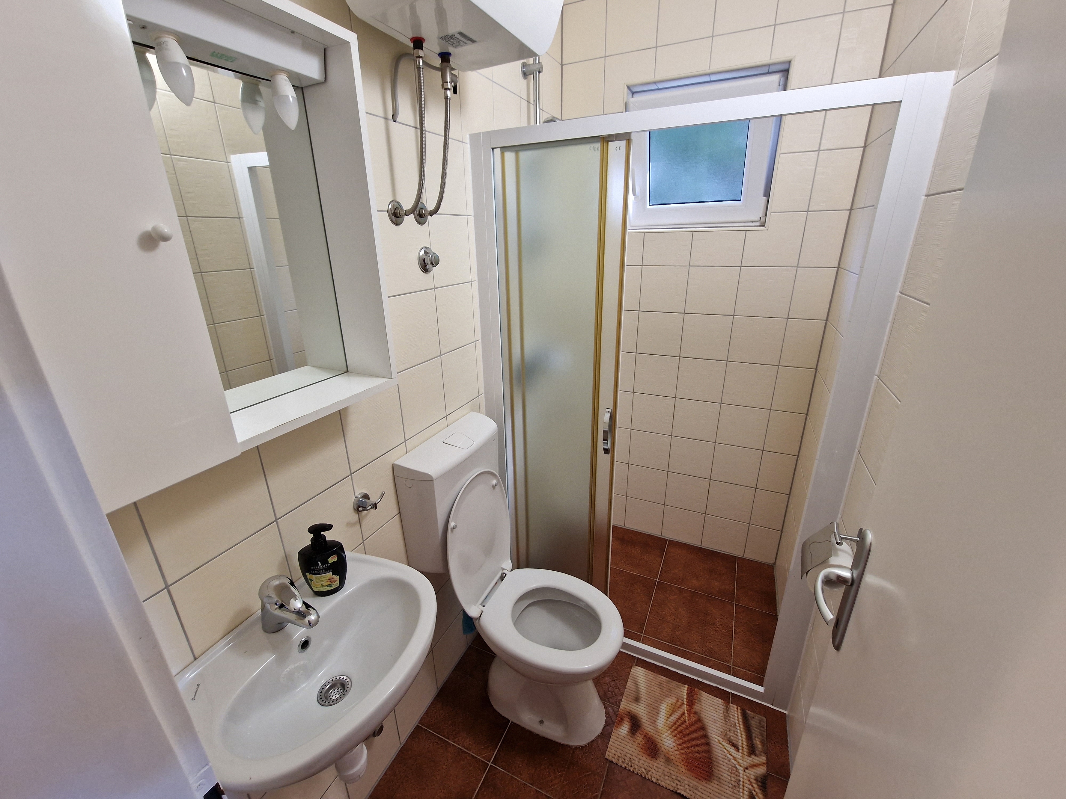 Three bedroom apartment with terrace and sea view Mimice, Omiš  A-a