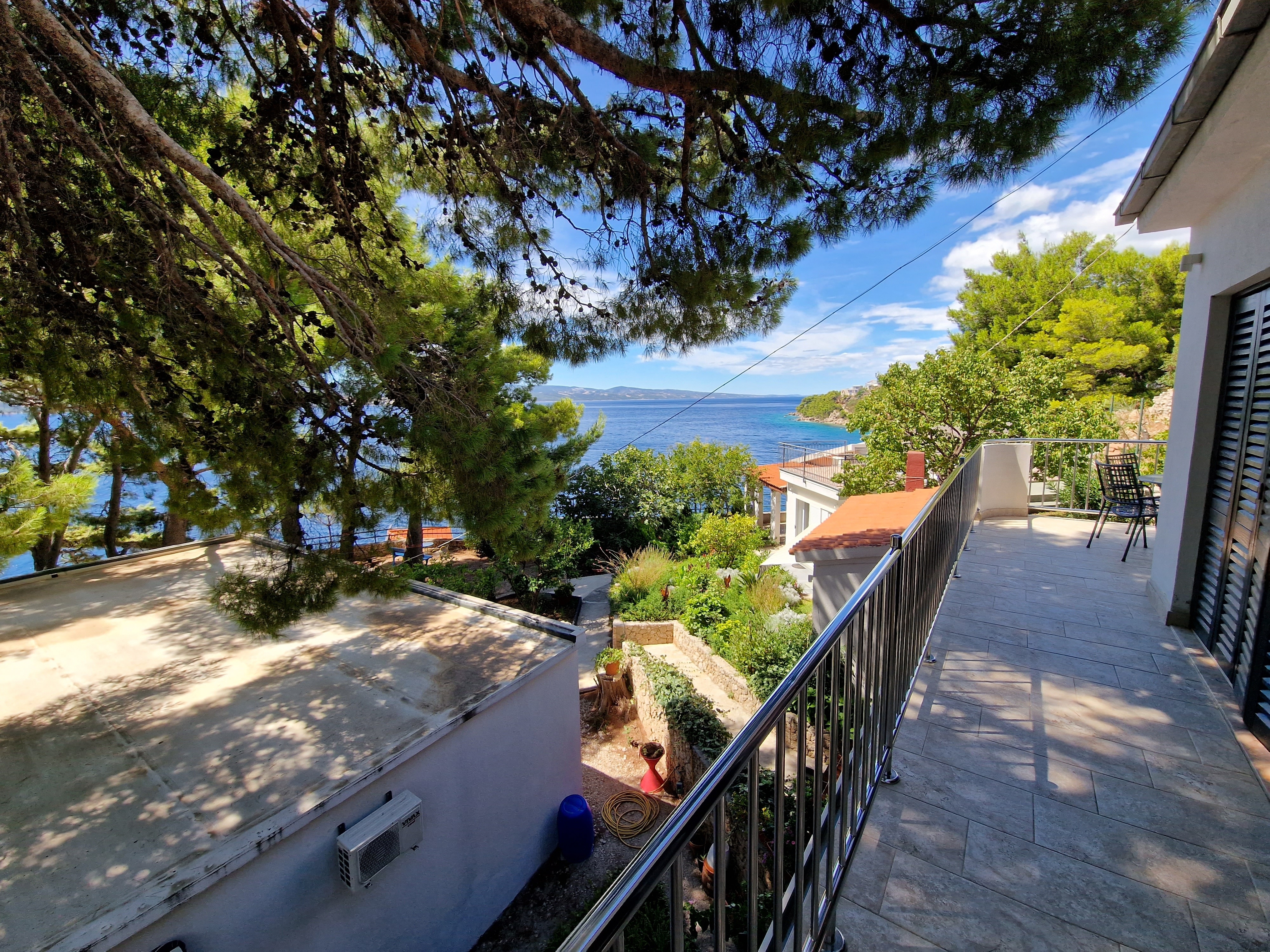 Two bedroom apartment with balcony and sea view Mimice, Omiš  A-c