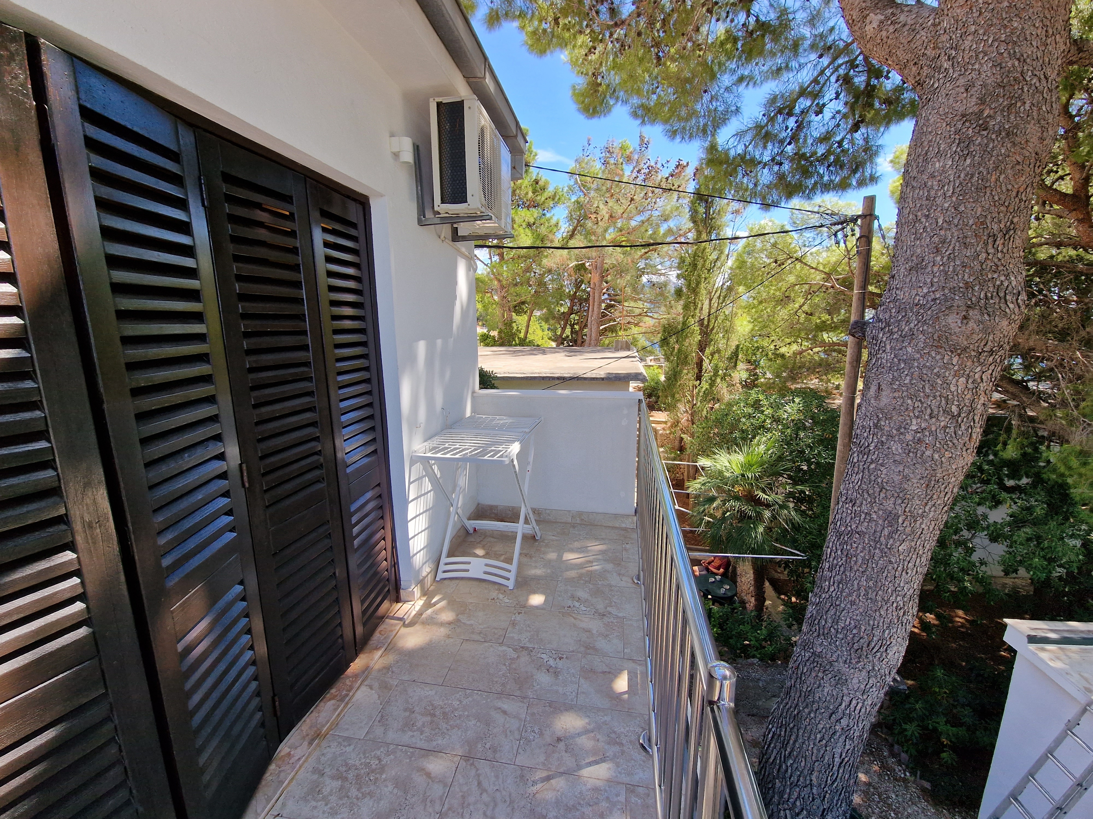Two bedroom apartment with balcony and sea view Mimice, Omiš  A-c