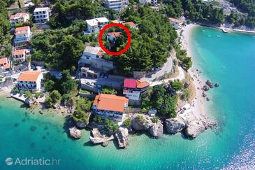 Mimice, Omiš, Obiekt 2972 - Apartamenty przy morzu ze żwirową plażą.