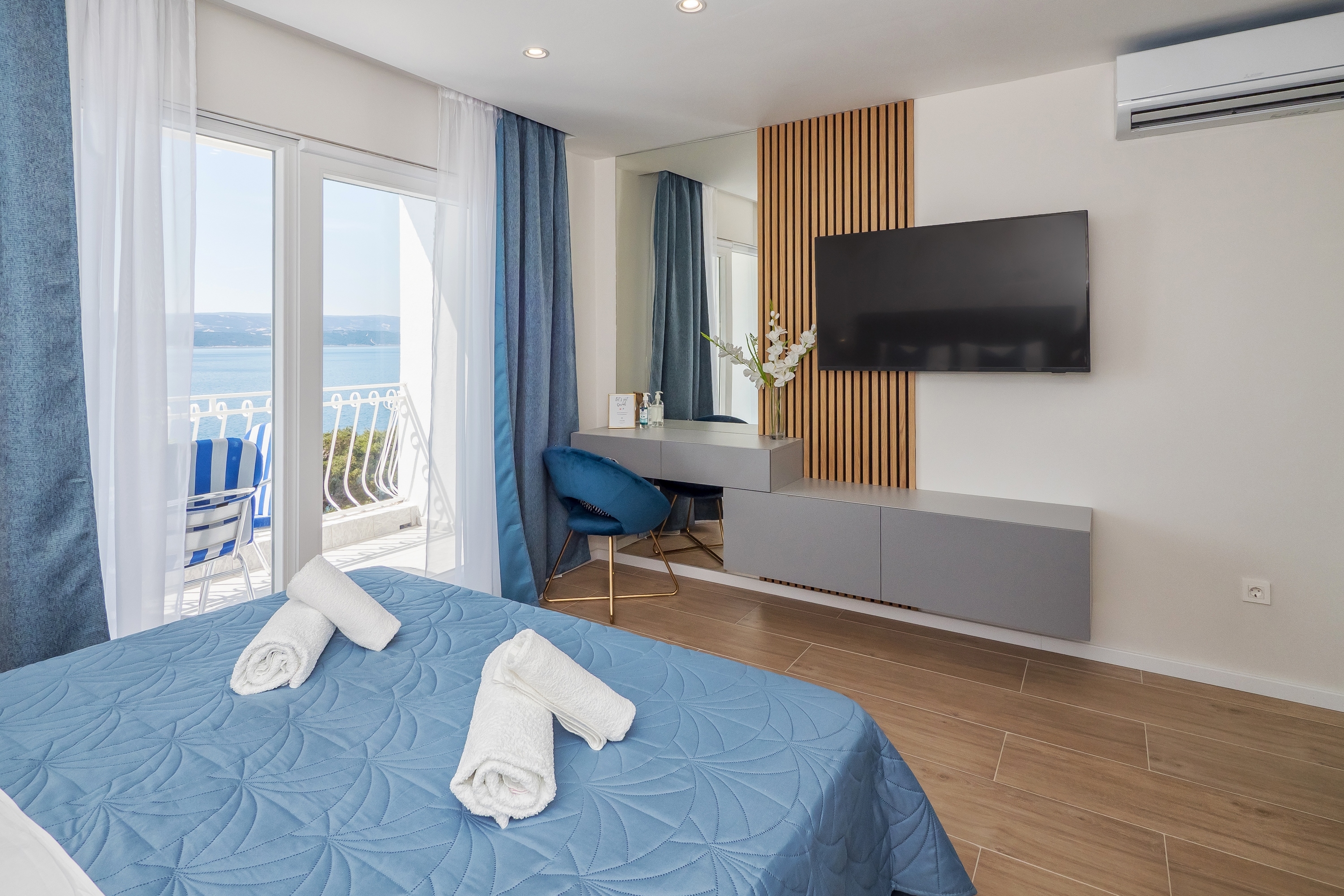 One bedroom apartment with balcony and sea view Lokva Rogoznica, Omiš  A-a