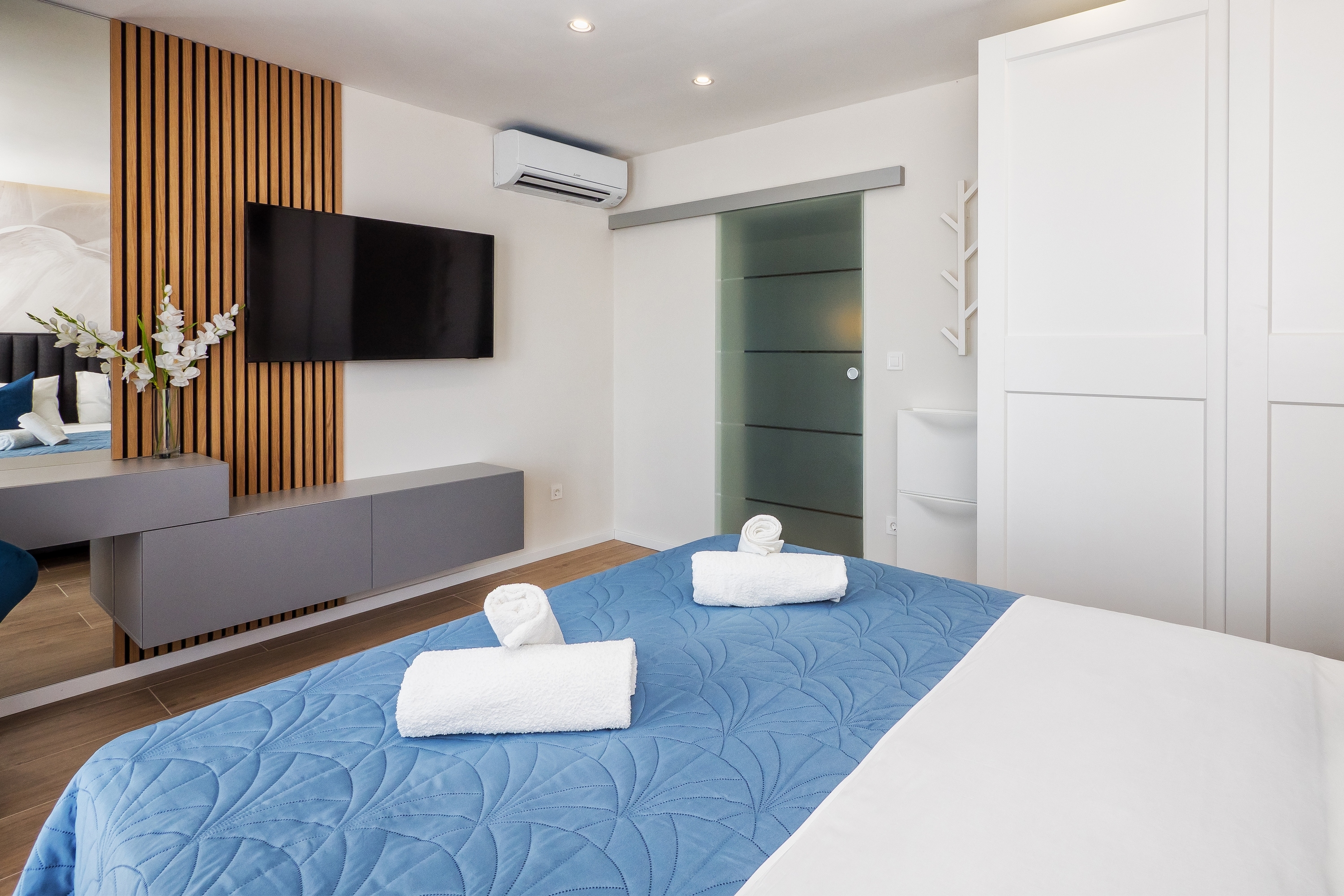 One bedroom apartment with balcony and sea view Lokva Rogoznica, Omiš  A-a