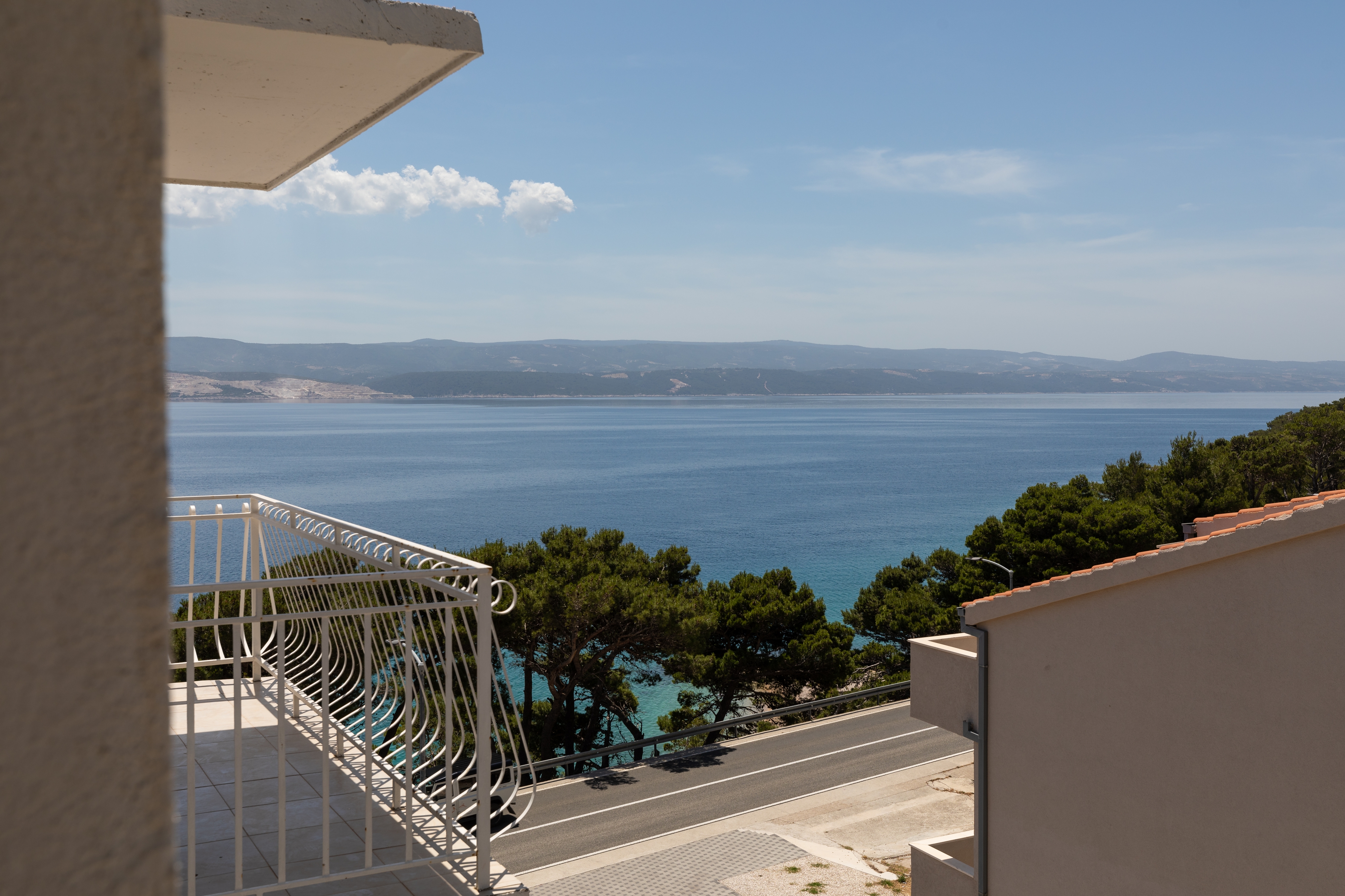 One bedroom apartment with balcony and sea view Lokva Rogoznica, Omiš  A-b