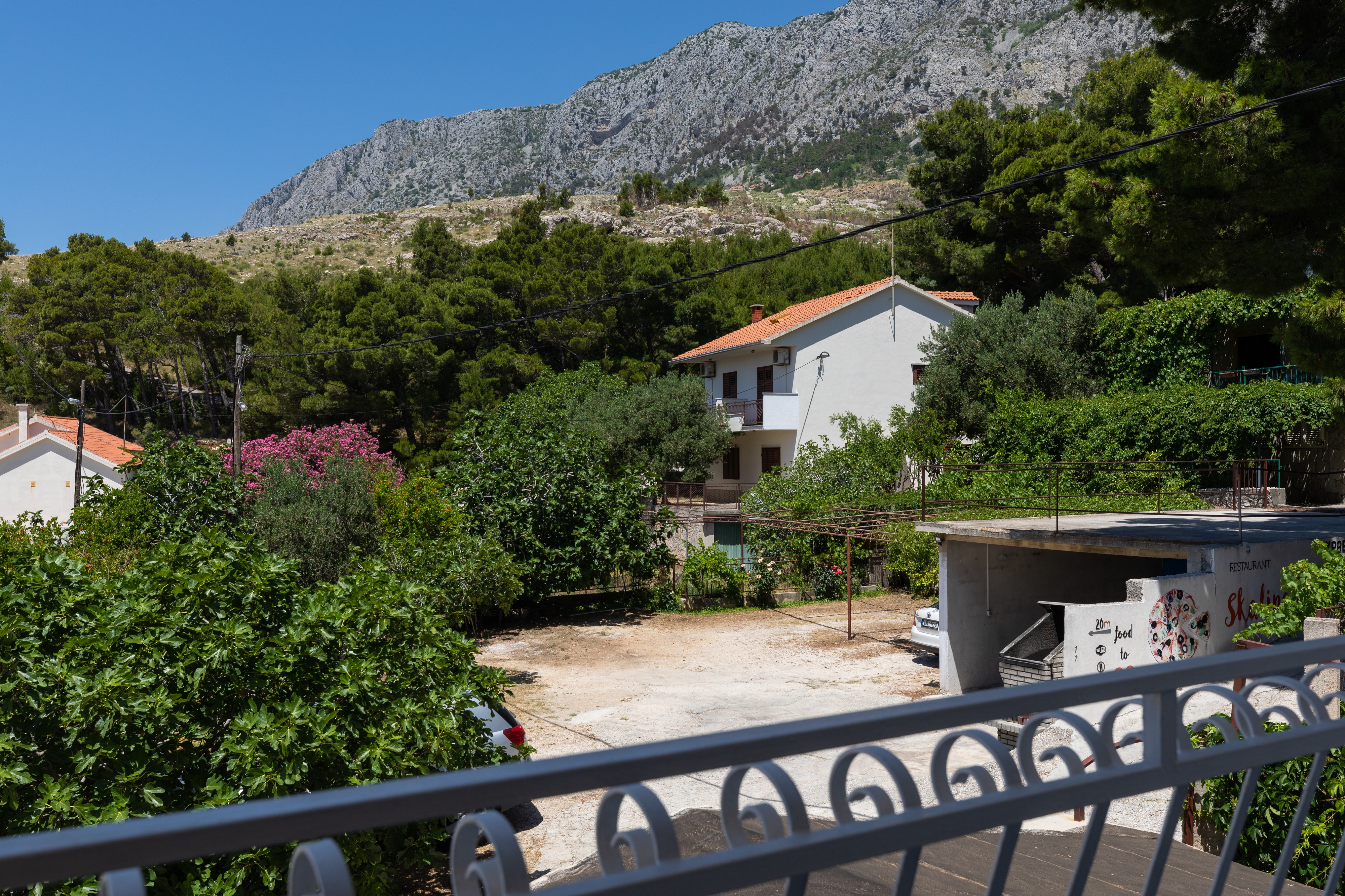 One bedroom apartment with balcony and sea view Lokva Rogoznica, Omiš  A-d