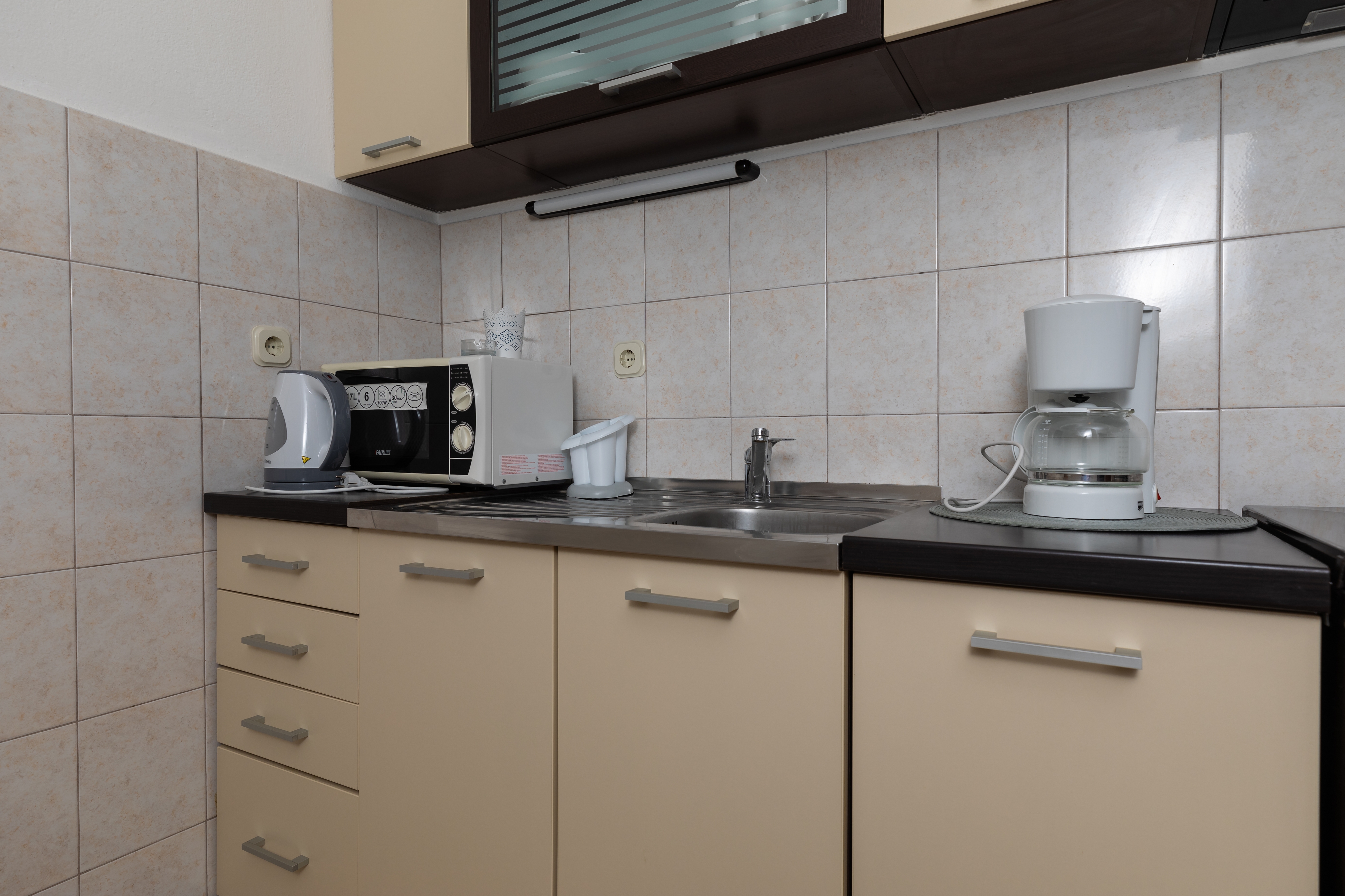 One bedroom apartment with balcony and sea view Lokva Rogoznica, Omiš  A-d