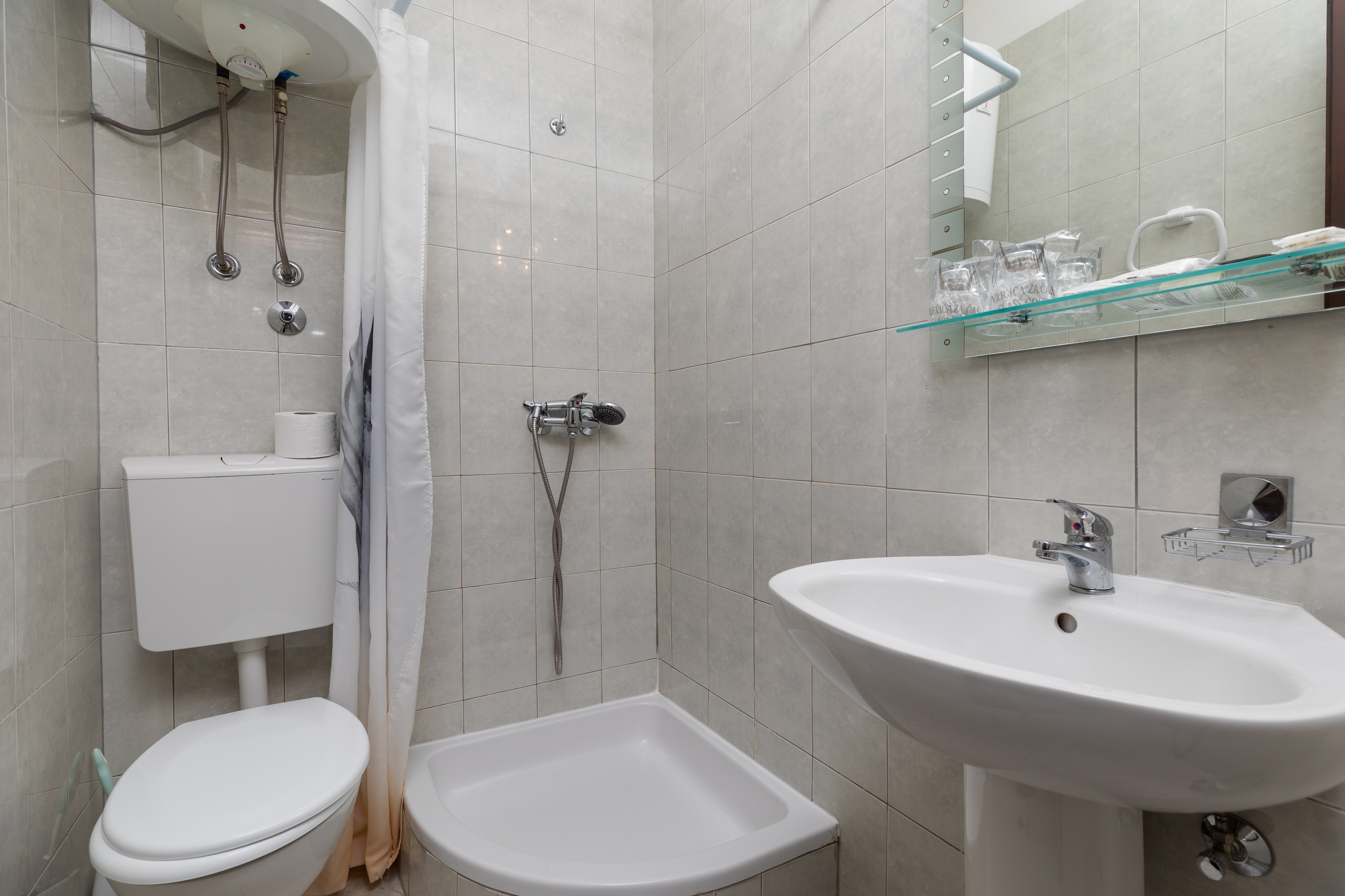 One bedroom apartment with balcony and sea view Lokva Rogoznica, Omiš  A-e