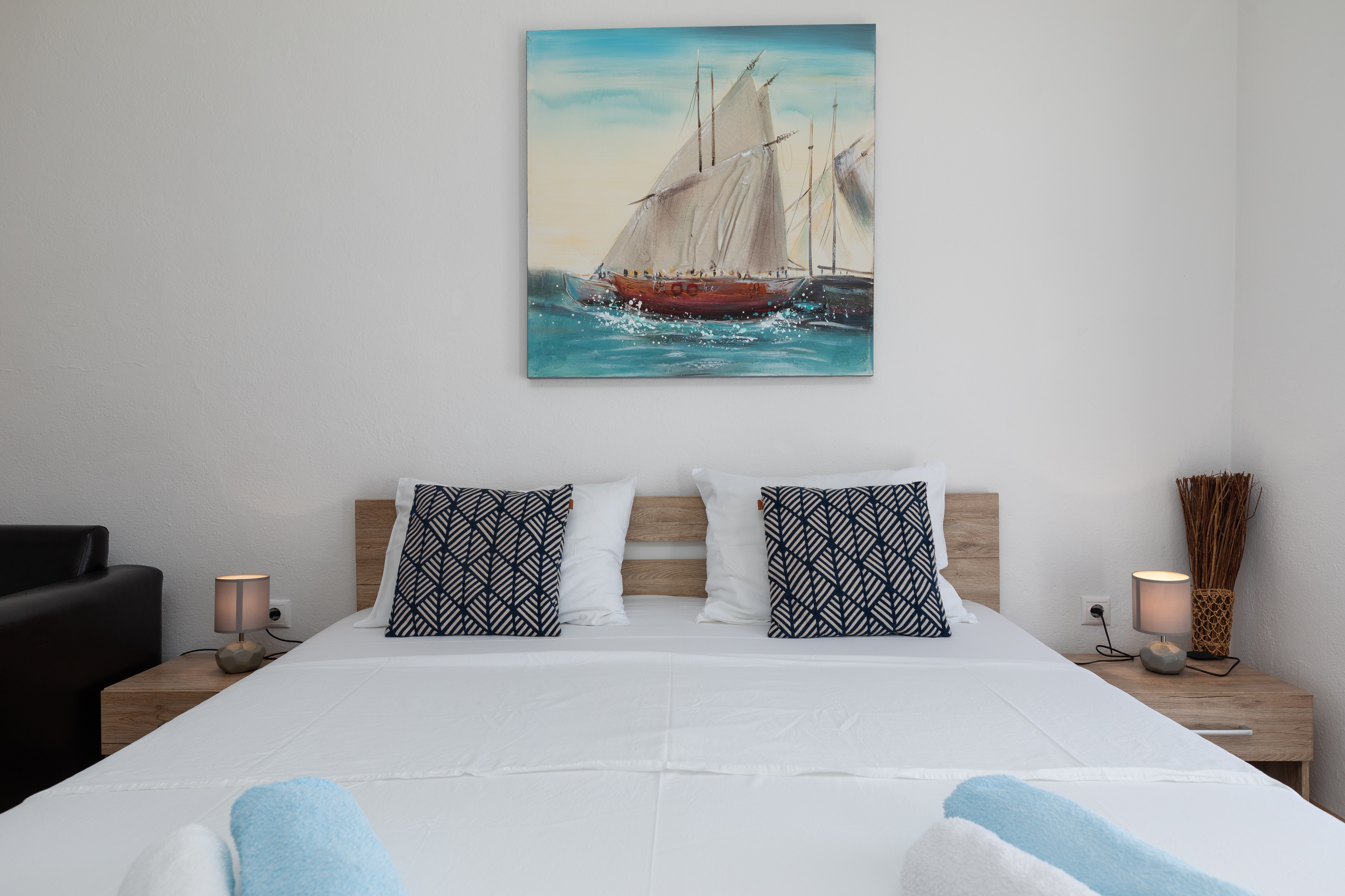 One bedroom apartment with balcony and sea view Lokva Rogoznica, Omiš  A-e