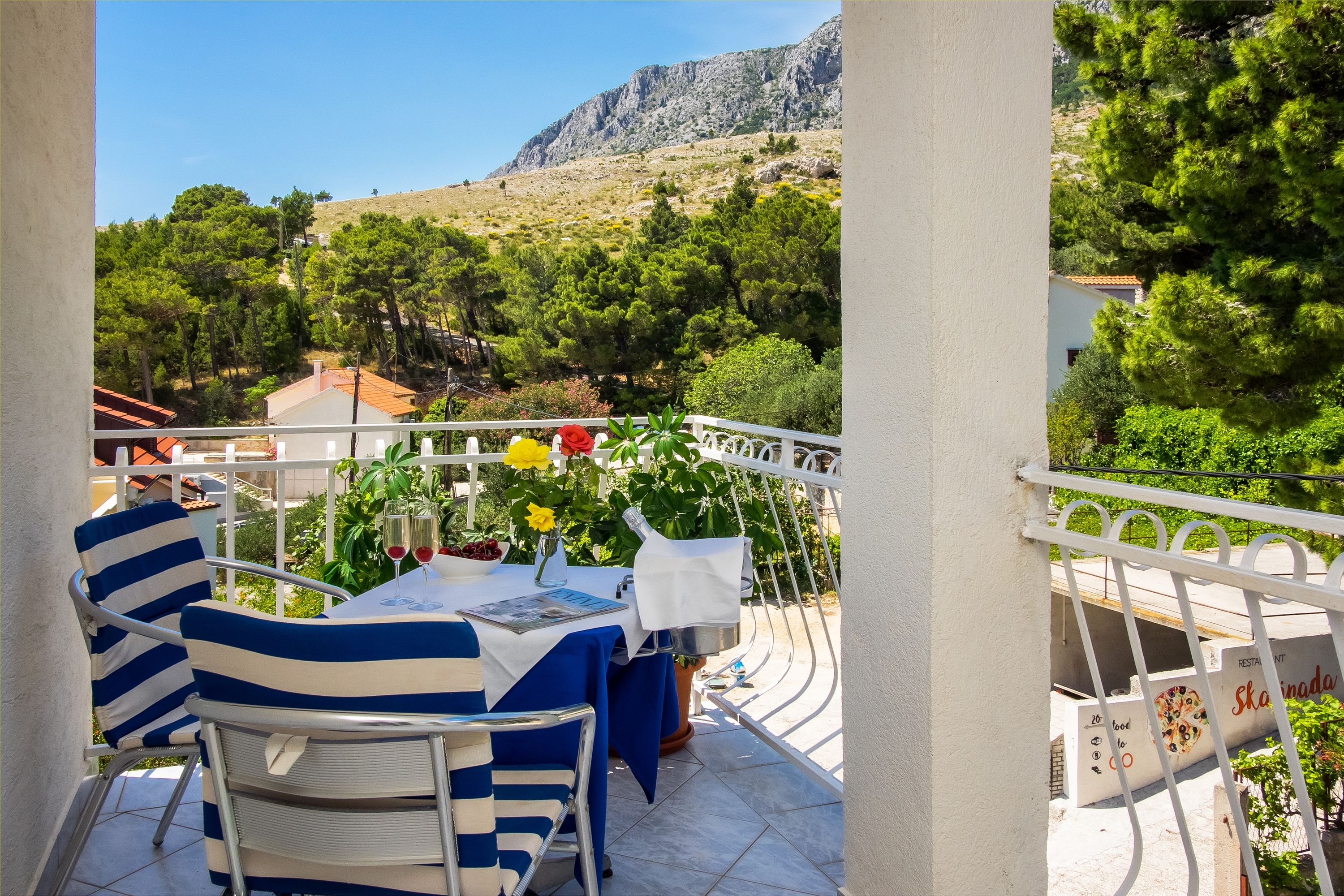 Room with terrace and sea view Lokva Rogoznica, Omiš  S-c