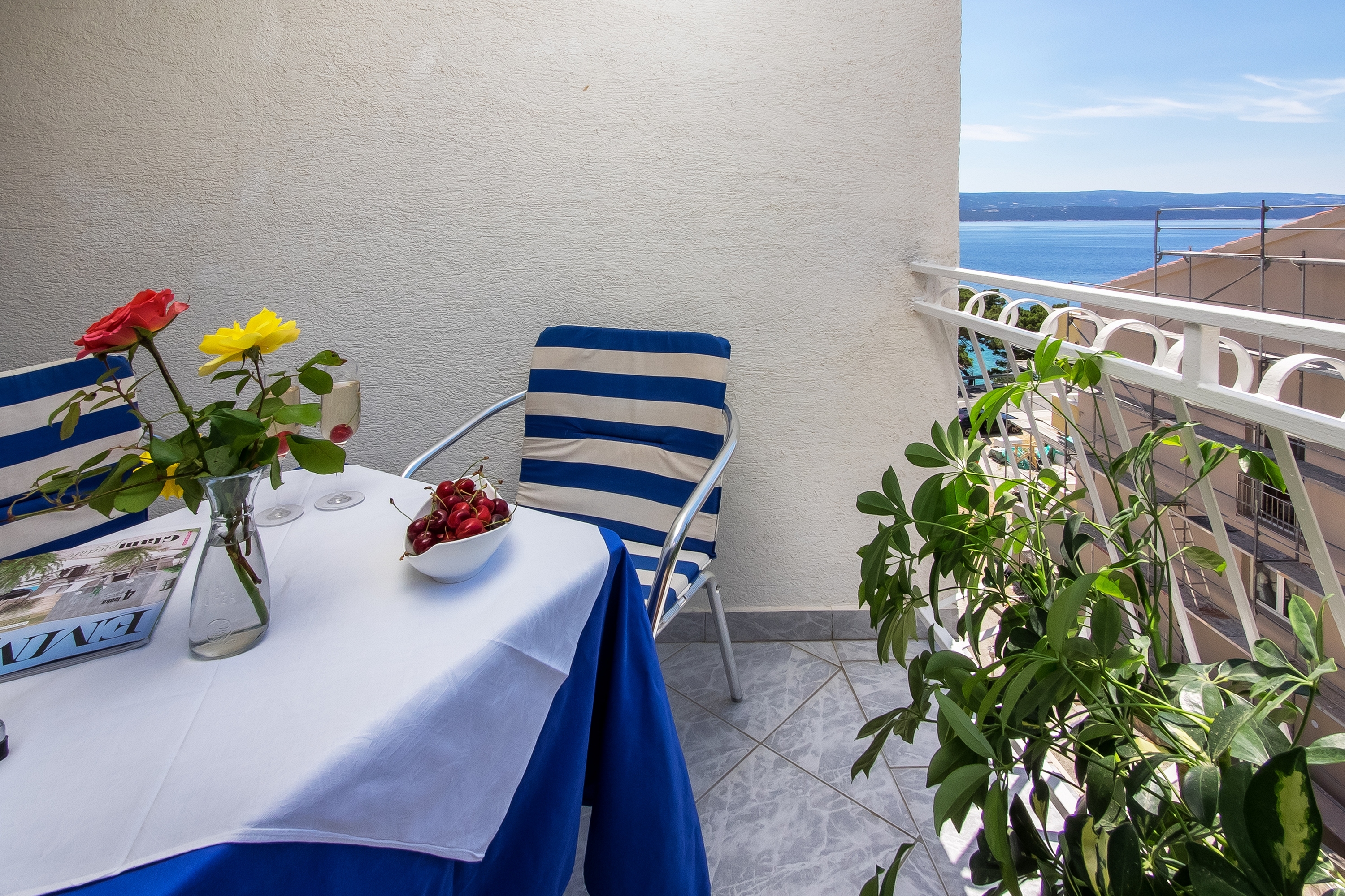 Room with terrace and sea view Lokva Rogoznica, Omiš  S-c