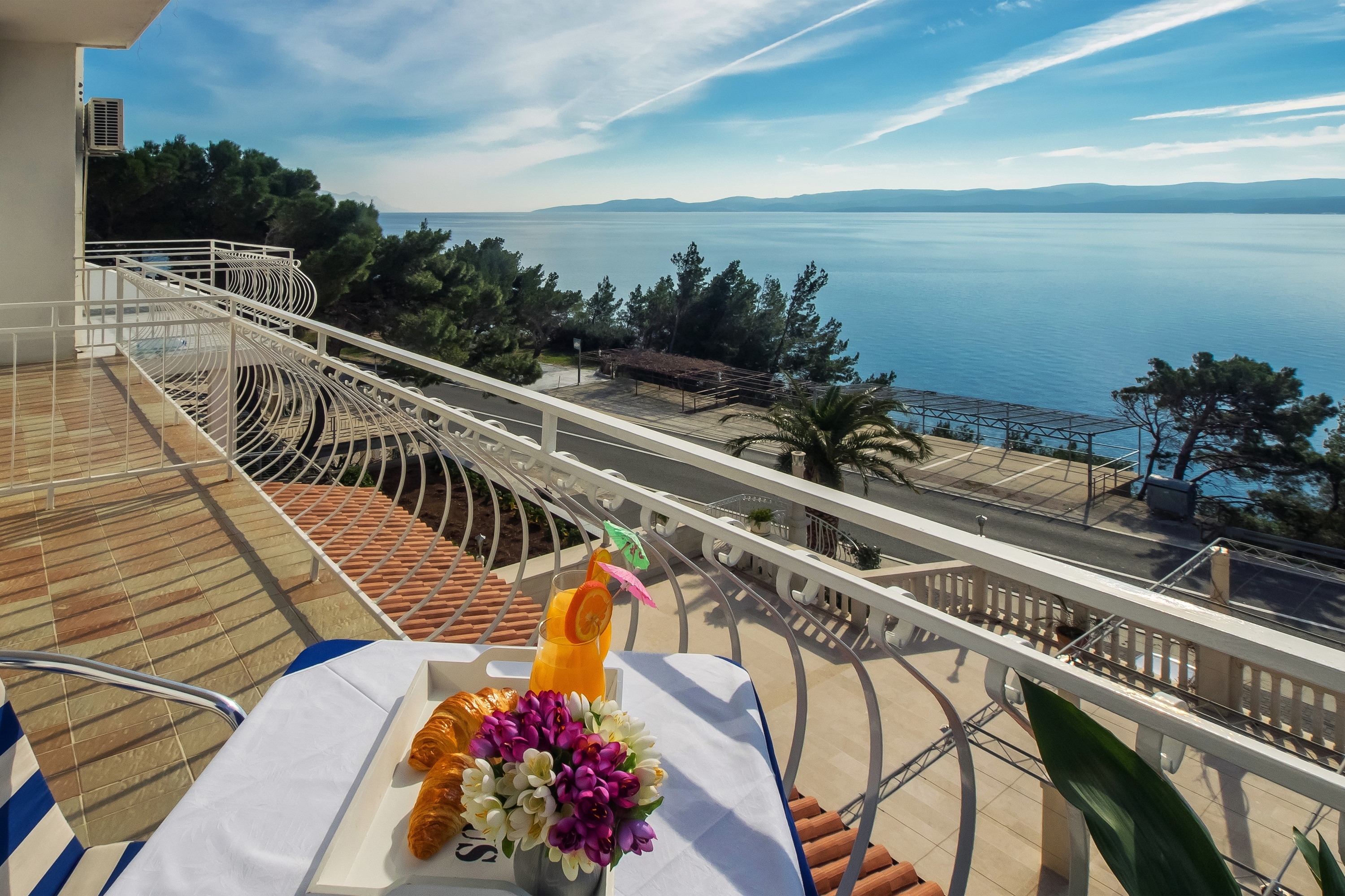 Room with balcony and sea view Lokva Rogoznica, Omiš  S-d