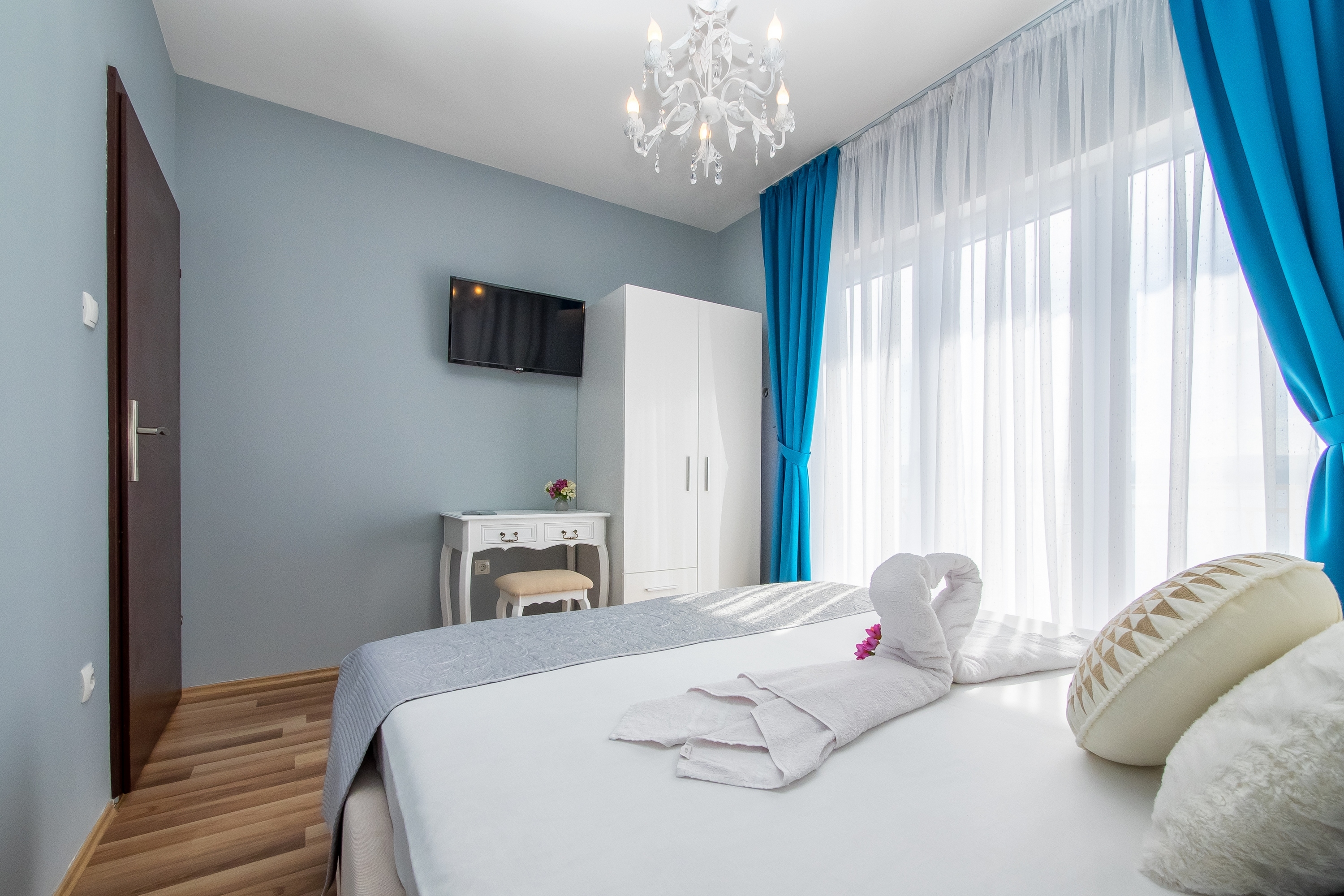 Room with balcony and sea view Lokva Rogoznica, Omiš  S-d