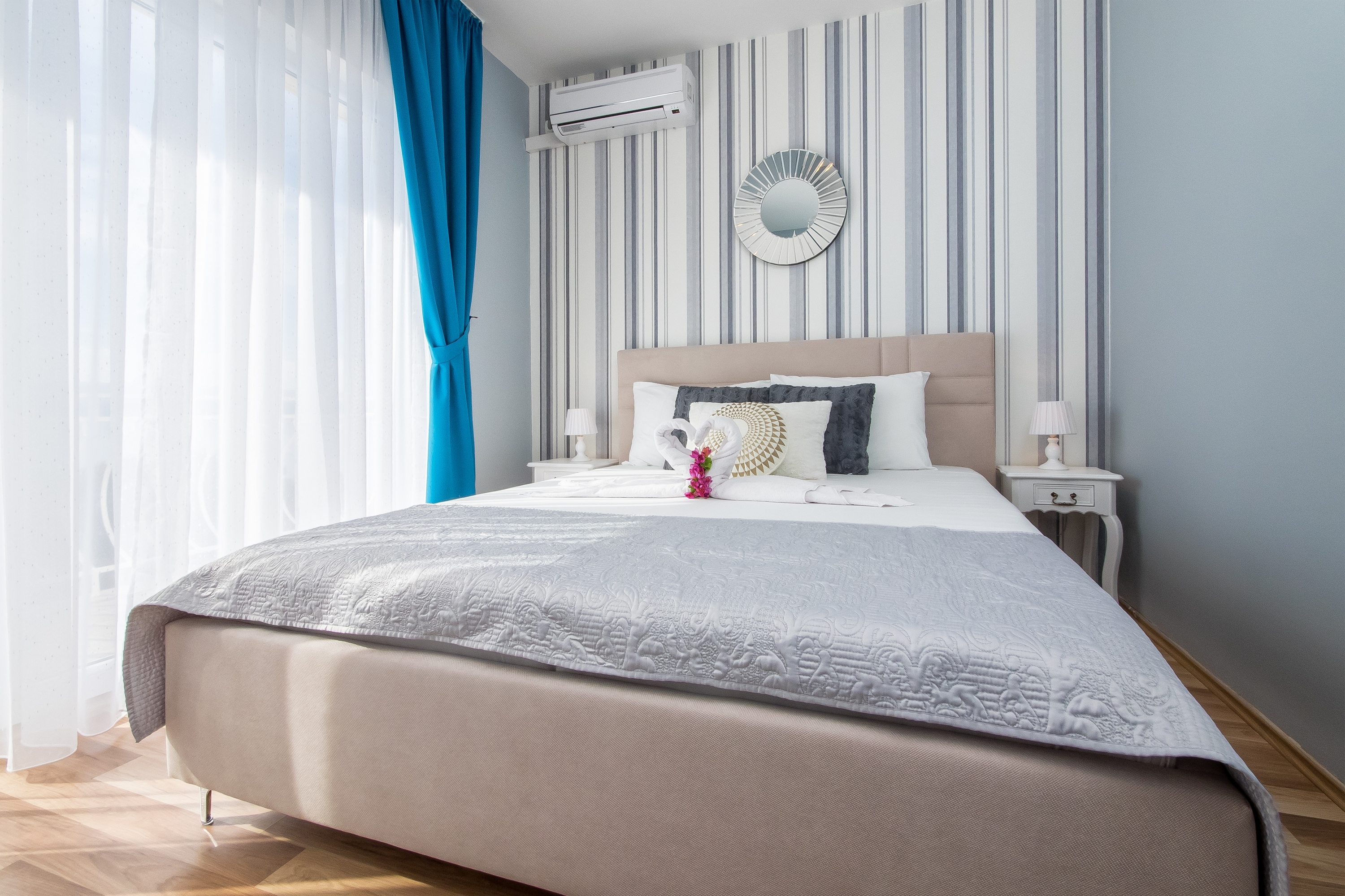 Room with balcony and sea view Lokva Rogoznica, Omiš  S-d