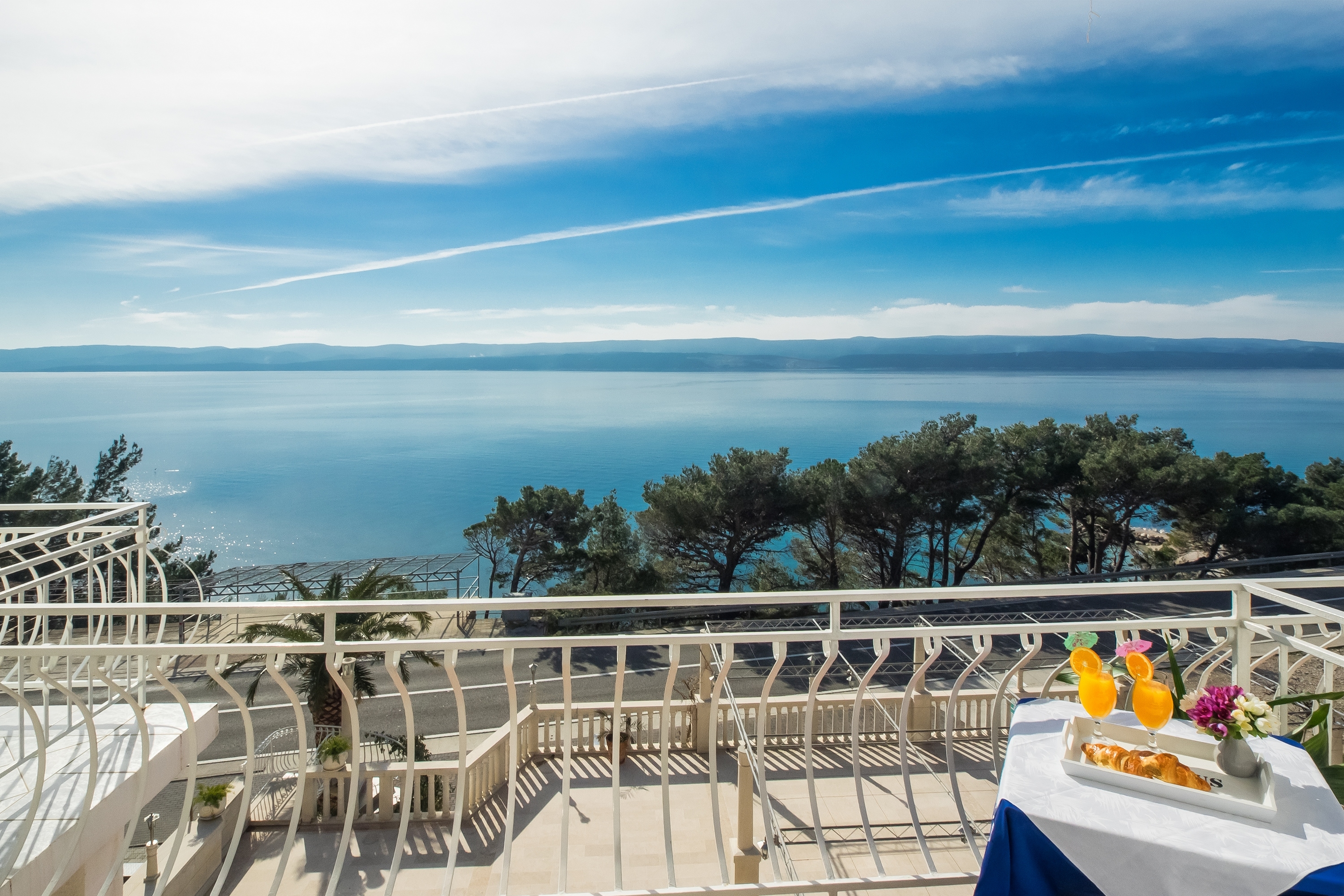 Room with balcony and sea view Lokva Rogoznica, Omiš  S-f