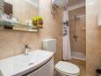 Ванная комната Lokva Rogoznica, Ванная комната в размещении типа room, WiFi.