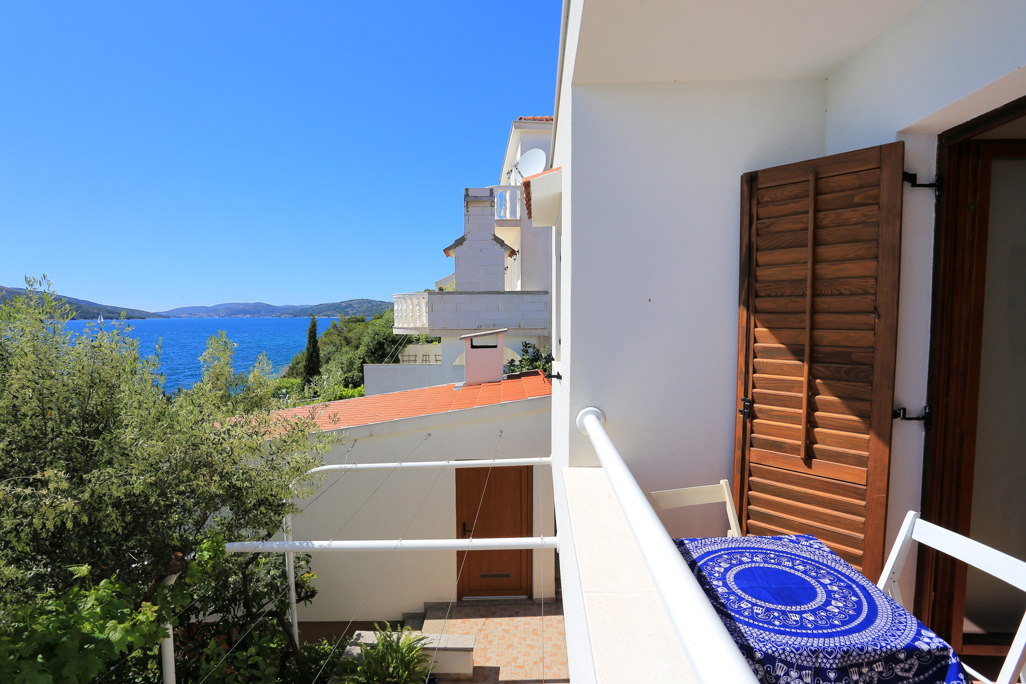 Two bedroom apartment near beach Okrug Donji, Čiovo  A-a