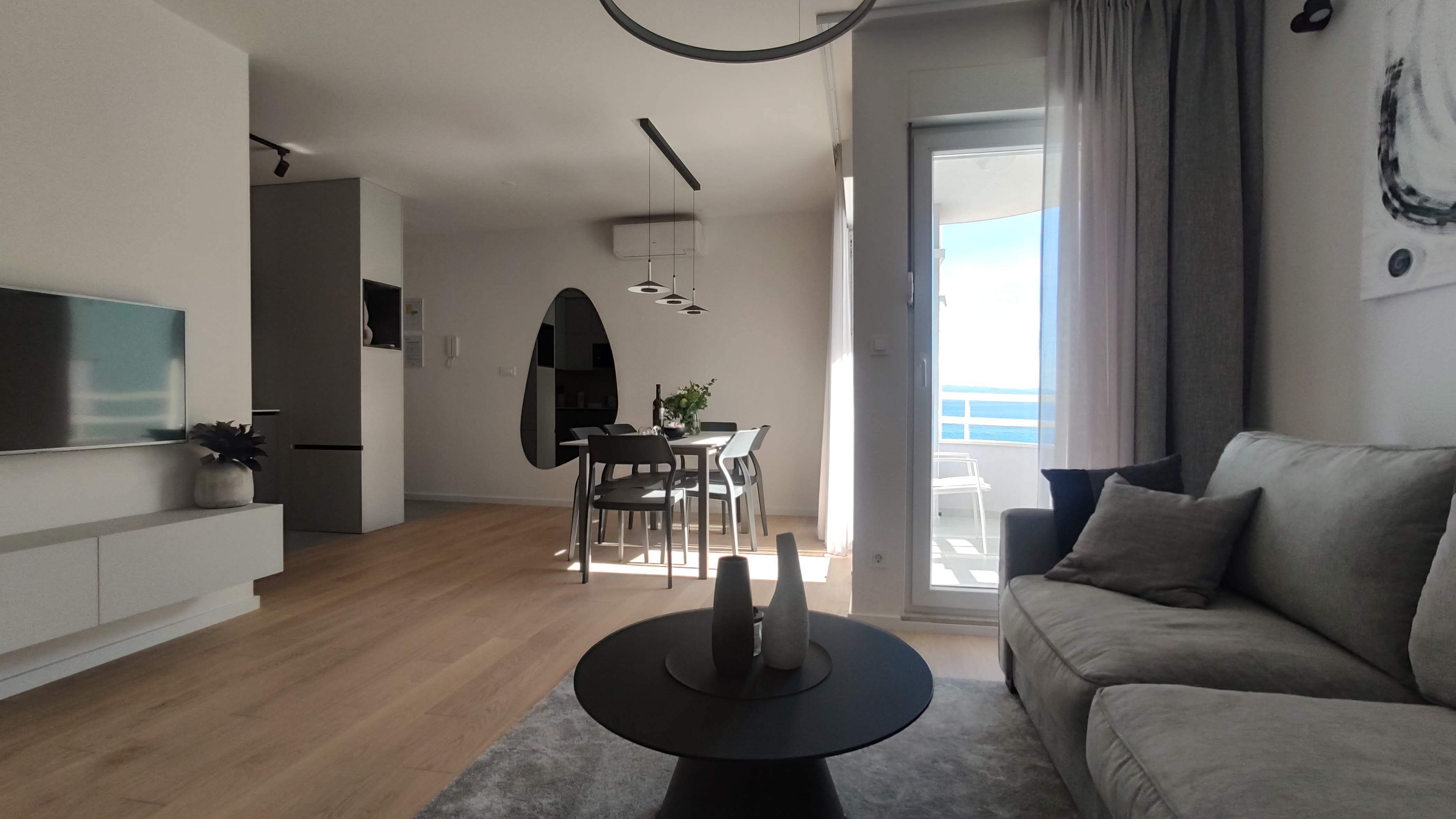 Two bedroom apartment with terrace and sea view Split (A-2983-a) Two bedroom apartment with terrace and sea view Split (A-2983-a)