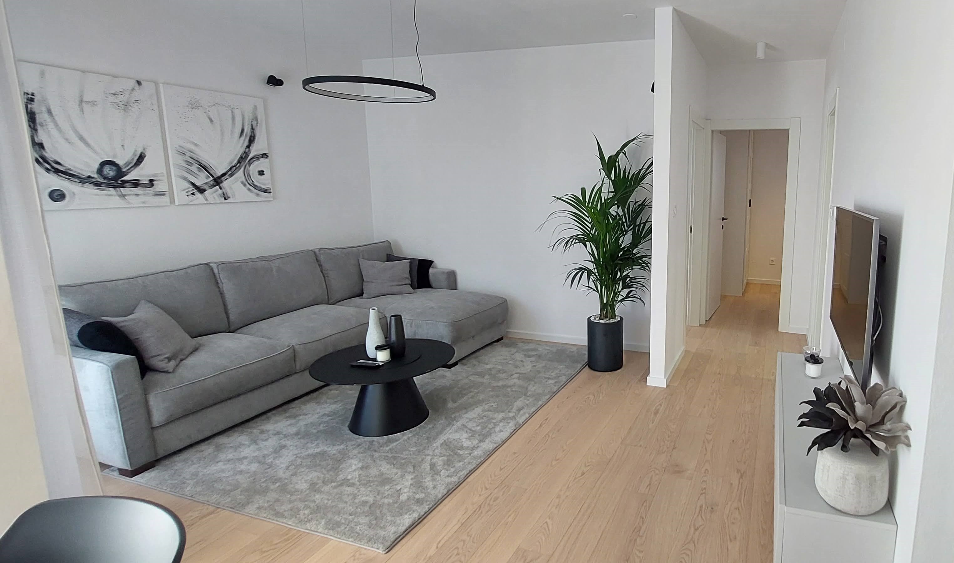 Two bedroom apartment with terrace and sea view Split (A-2983-a) Two bedroom apartment with terrace and sea view Split (A-2983-a)