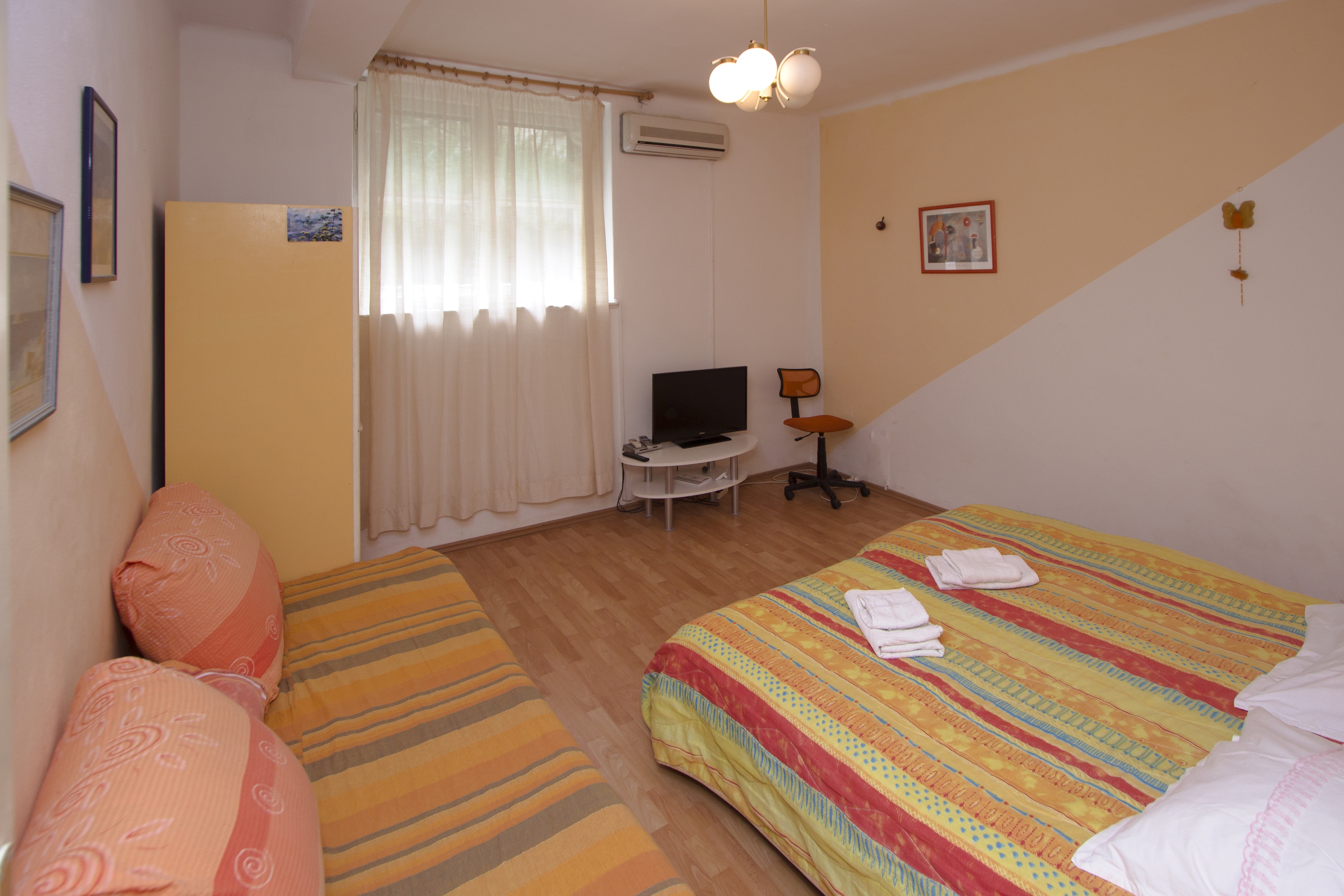 Two bedroom apartment with air-conditioning Split (A-2989-a)