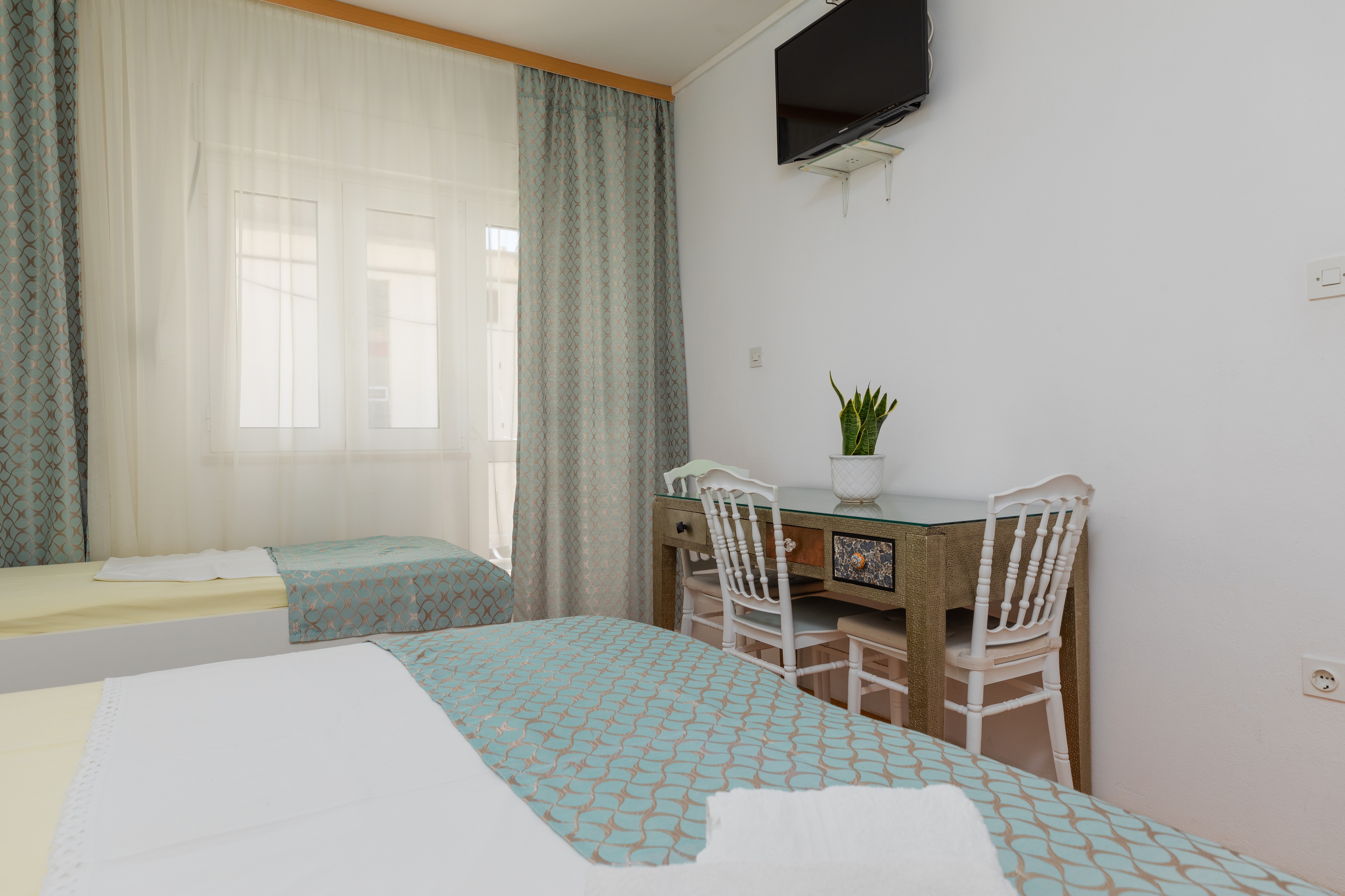 Two bedroom apartment with terrace and sea view Duće, Omiš  A-a