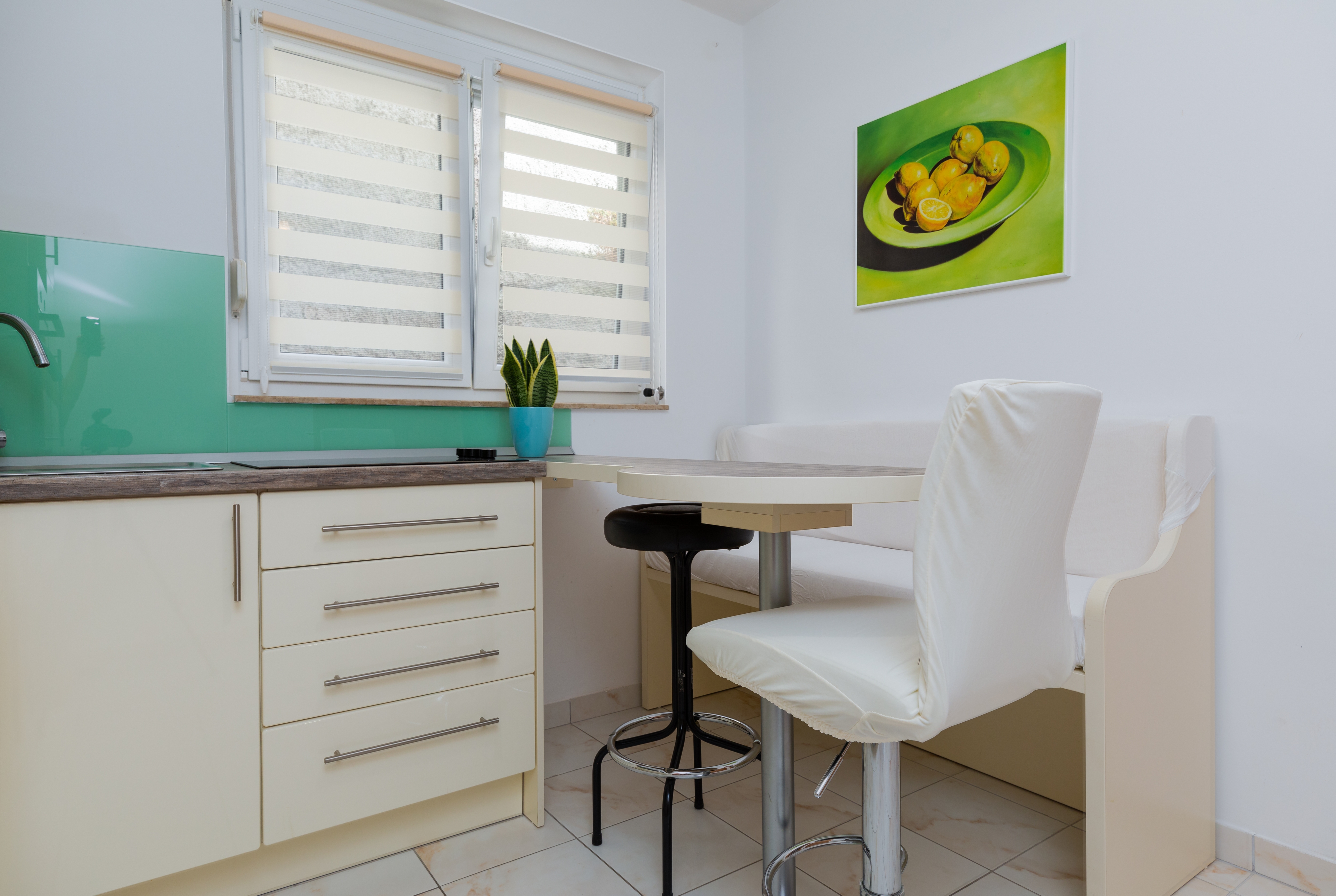 Two bedroom apartment with terrace and sea view Duće, Omiš (A-2992-a) Two bedroom apartment with terrace and sea view Duće, Omiš (A-2992-a)