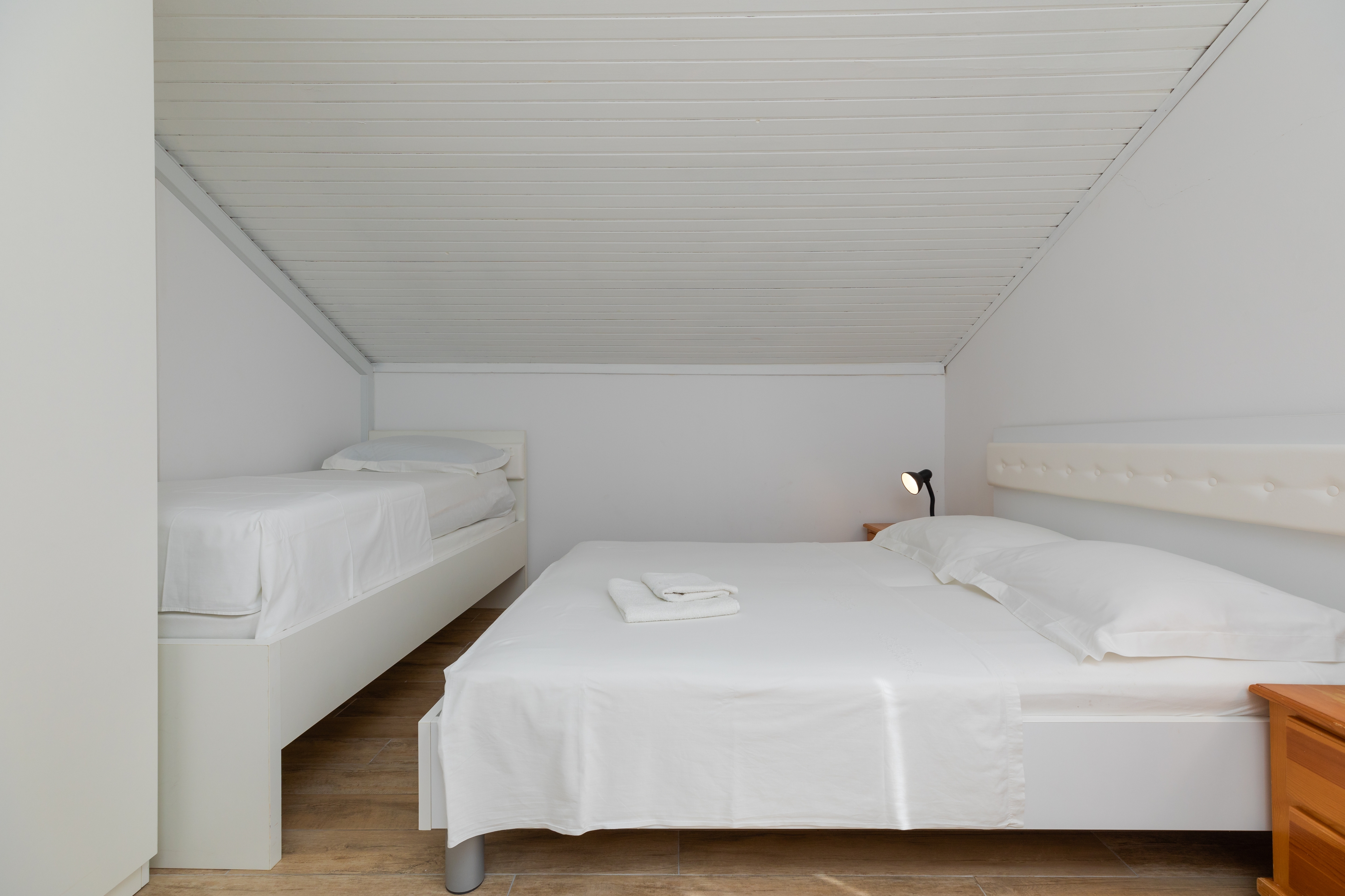 Two bedroom apartment with terrace and sea view Duće, Omiš  A-b