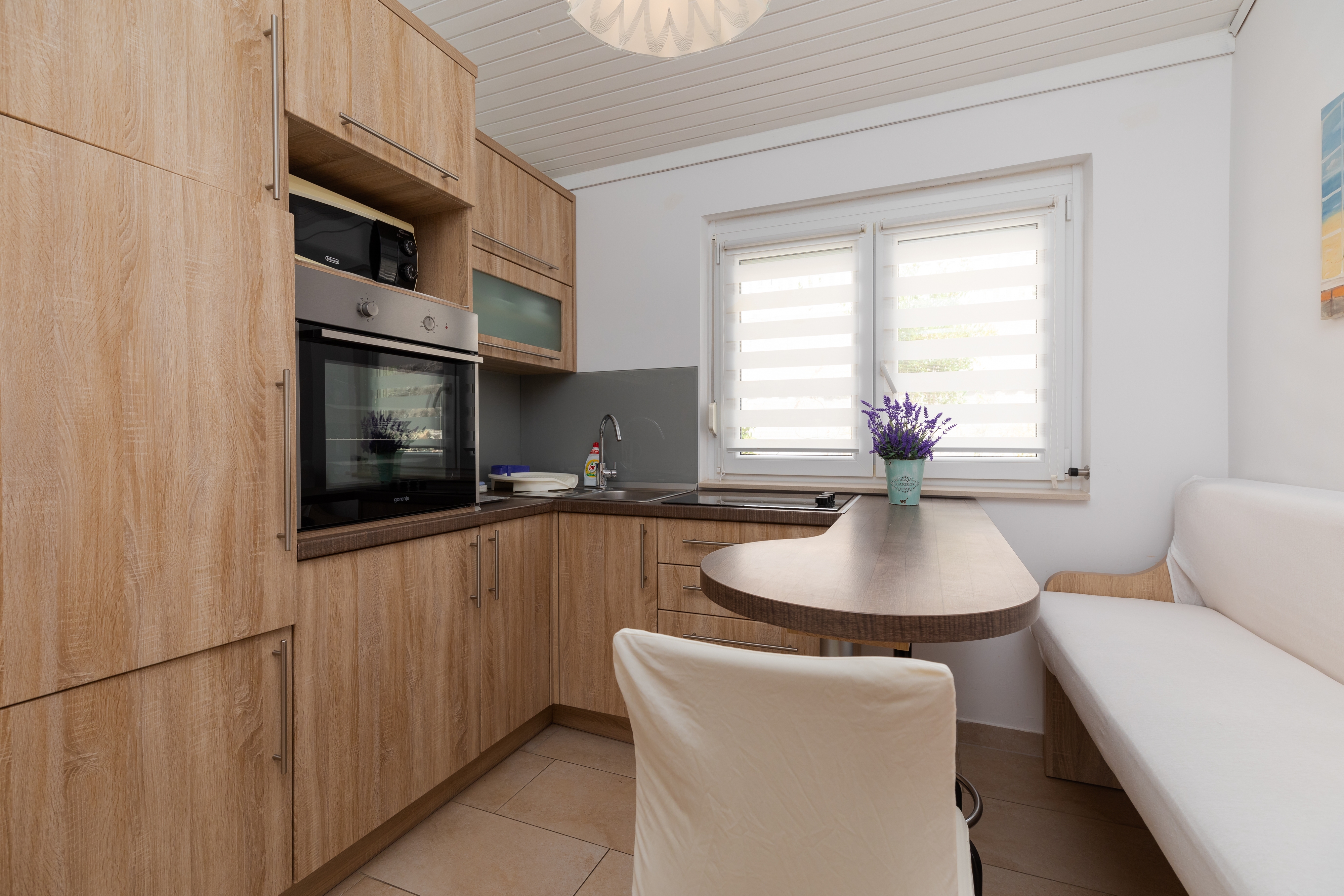 Two bedroom apartment with terrace and sea view Duće, Omiš (A-2992-b) Two bedroom apartment with terrace and sea view Duće, Omiš (A-2992-b)