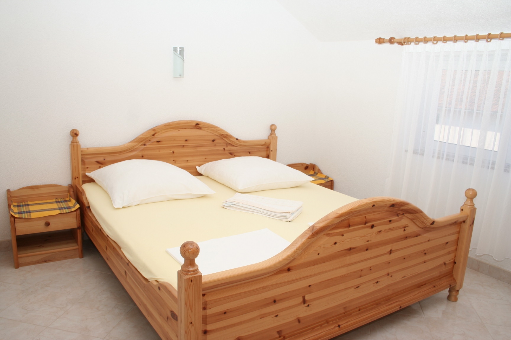 Dvosobni apartman s terasom Vodice  A-a