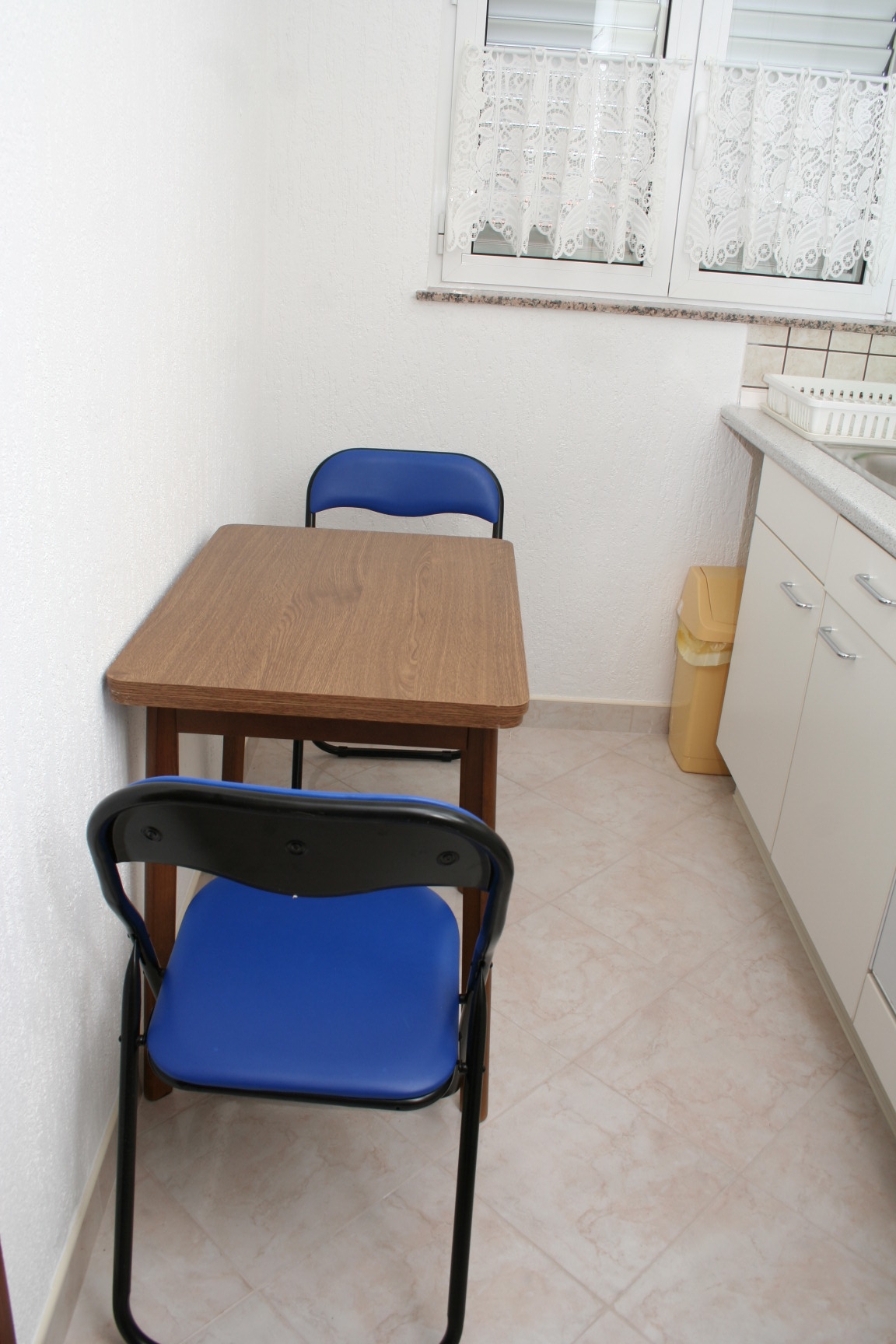 Two bedroom apartment with terrace Vodice (A-2995-b)