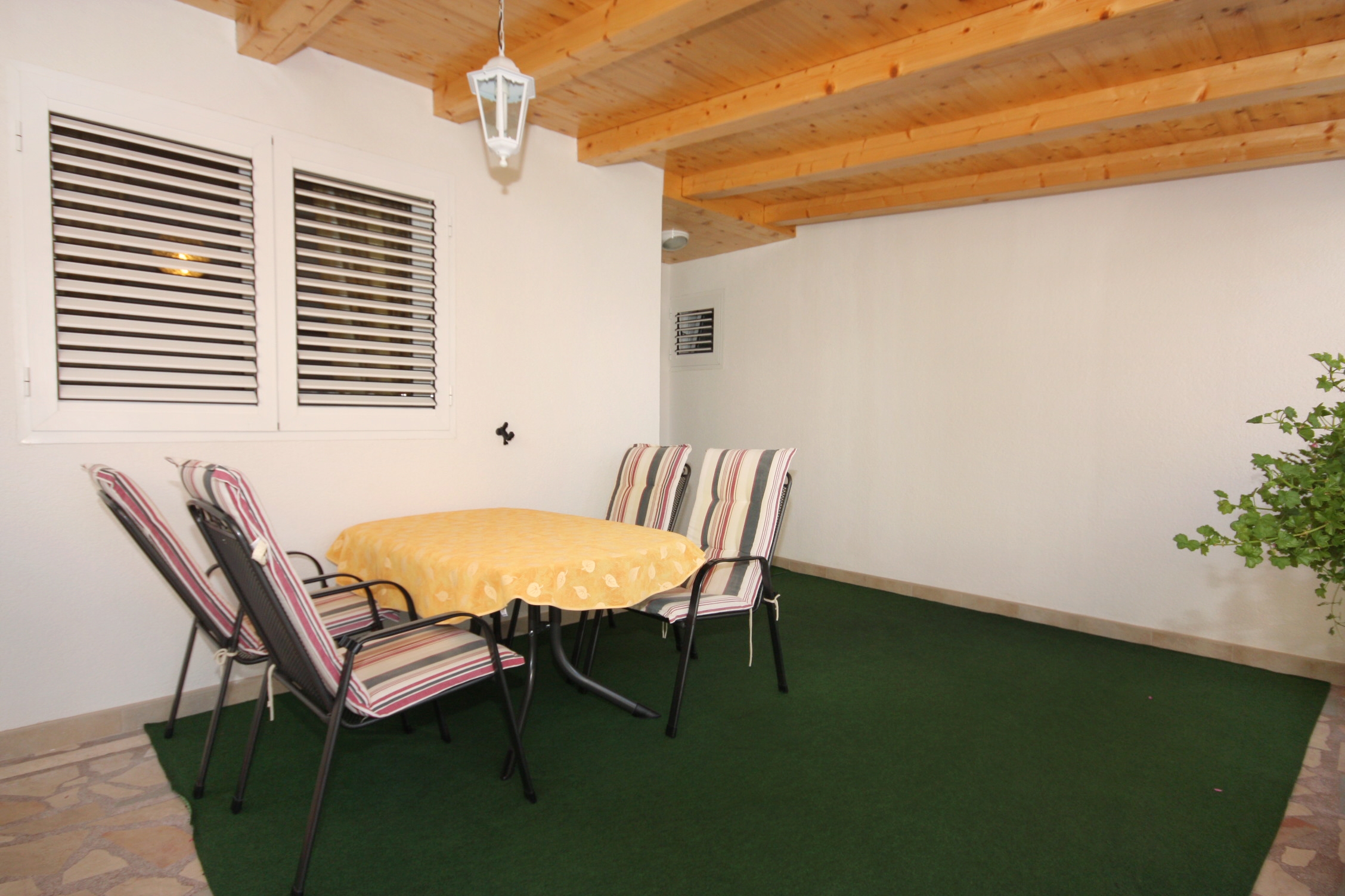 Two bedroom apartment with terrace Vodice  A-c
