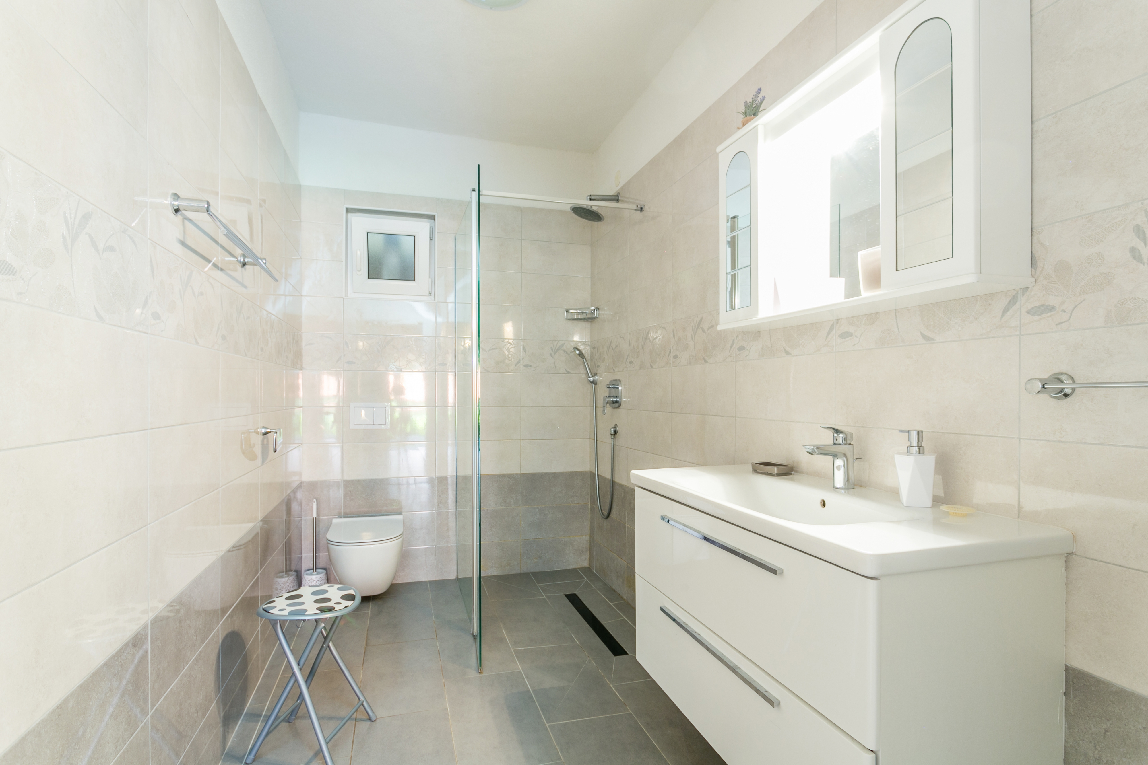 Two bedroom apartment with terrace and sea view Baška Voda, Makarska  A-b