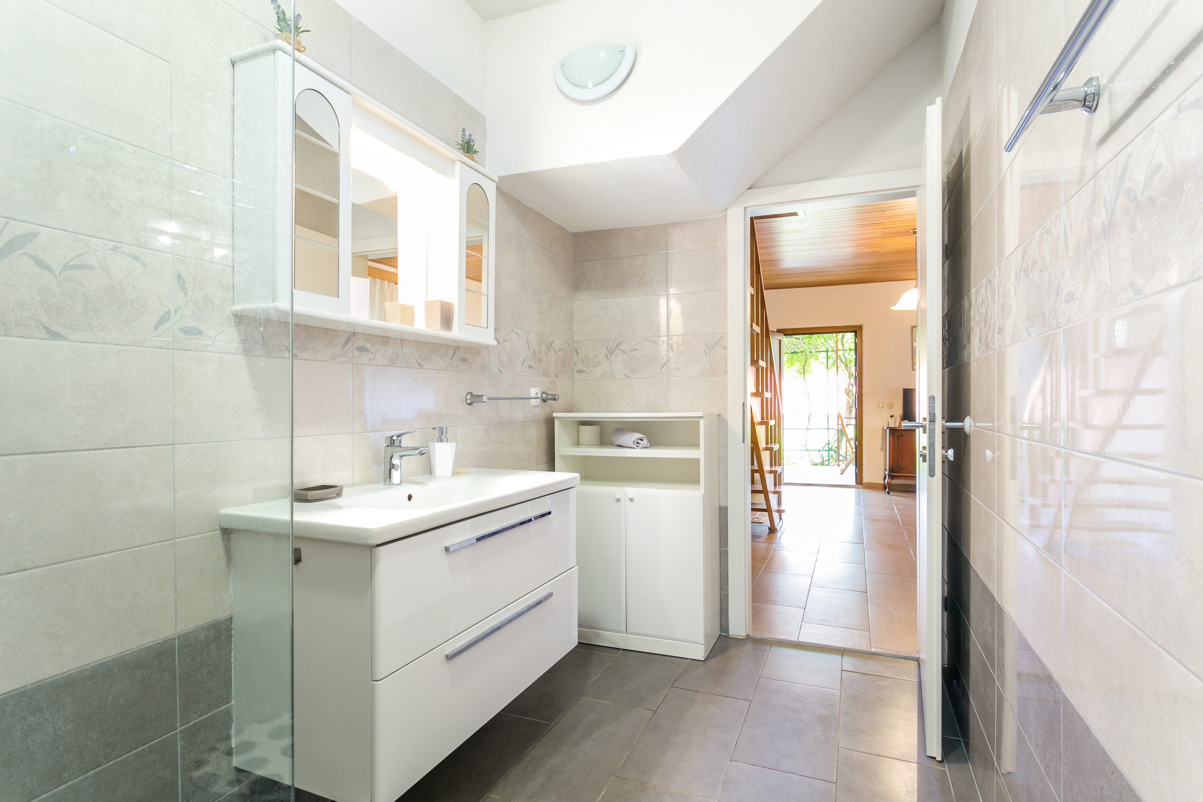 Two bedroom apartment with terrace and sea view Baška Voda, Makarska  A-b