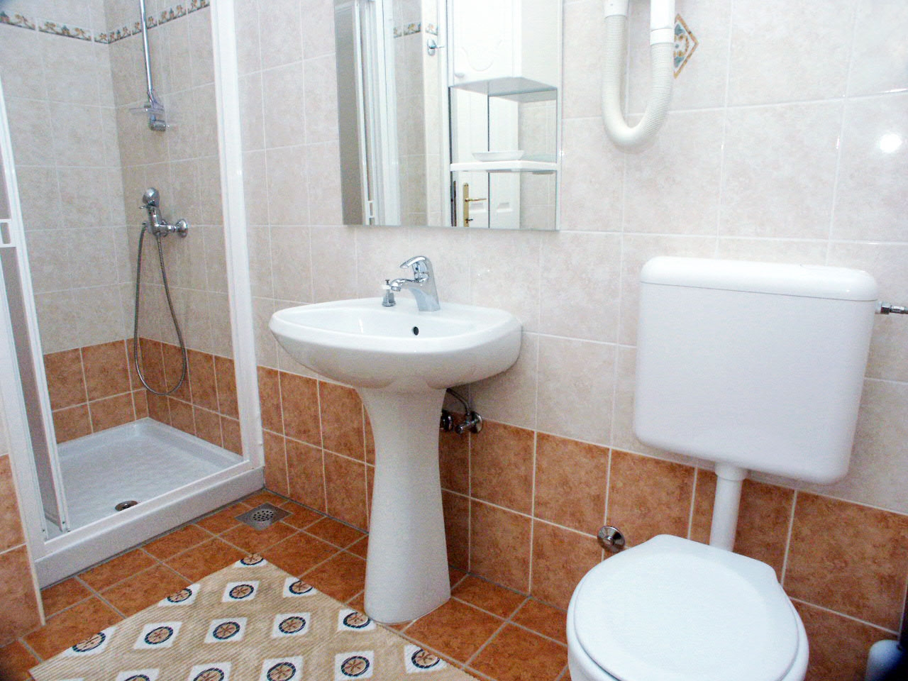 Dvosobni apartma S teraso in pogledom na morje Vrsar, Poreč  A-a