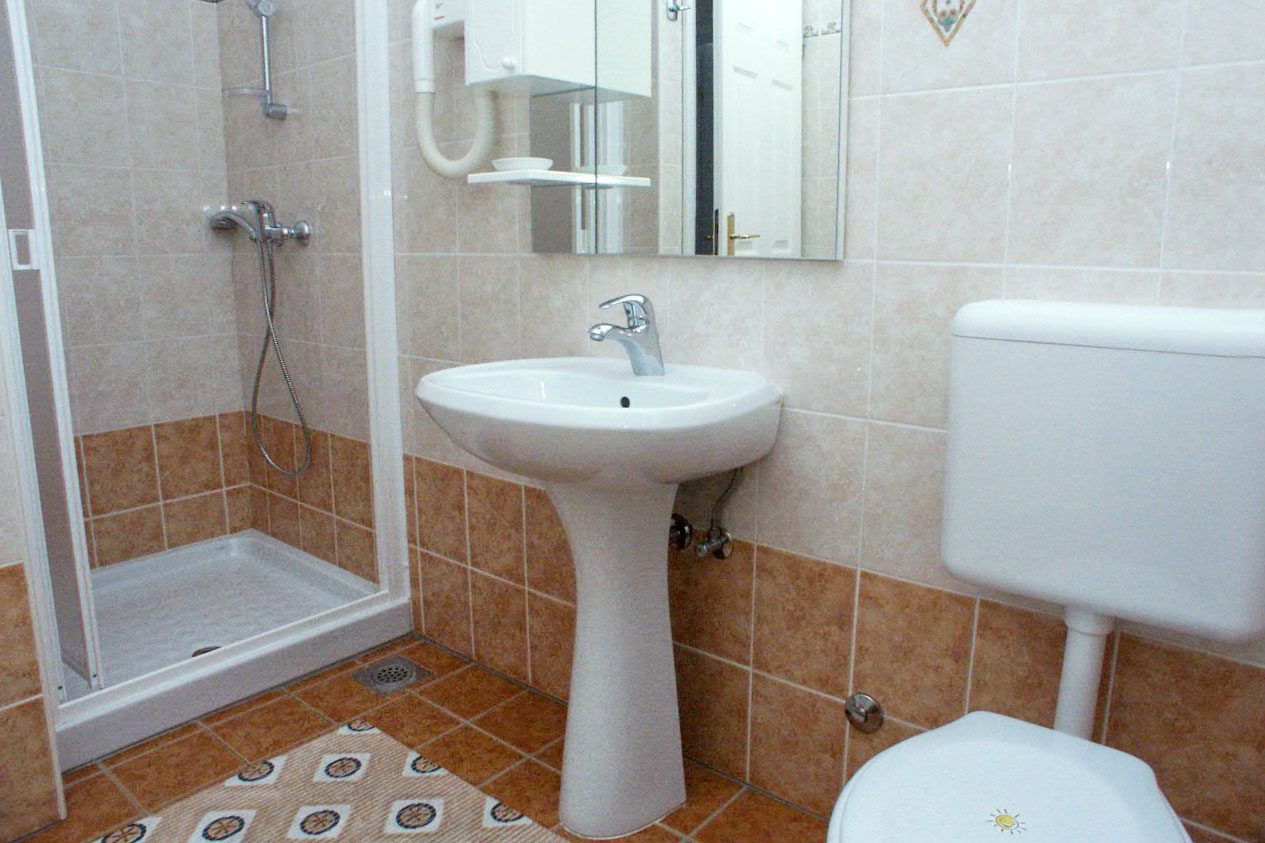 Dvosobni apartma S teraso Vrsar, Poreč  A-b