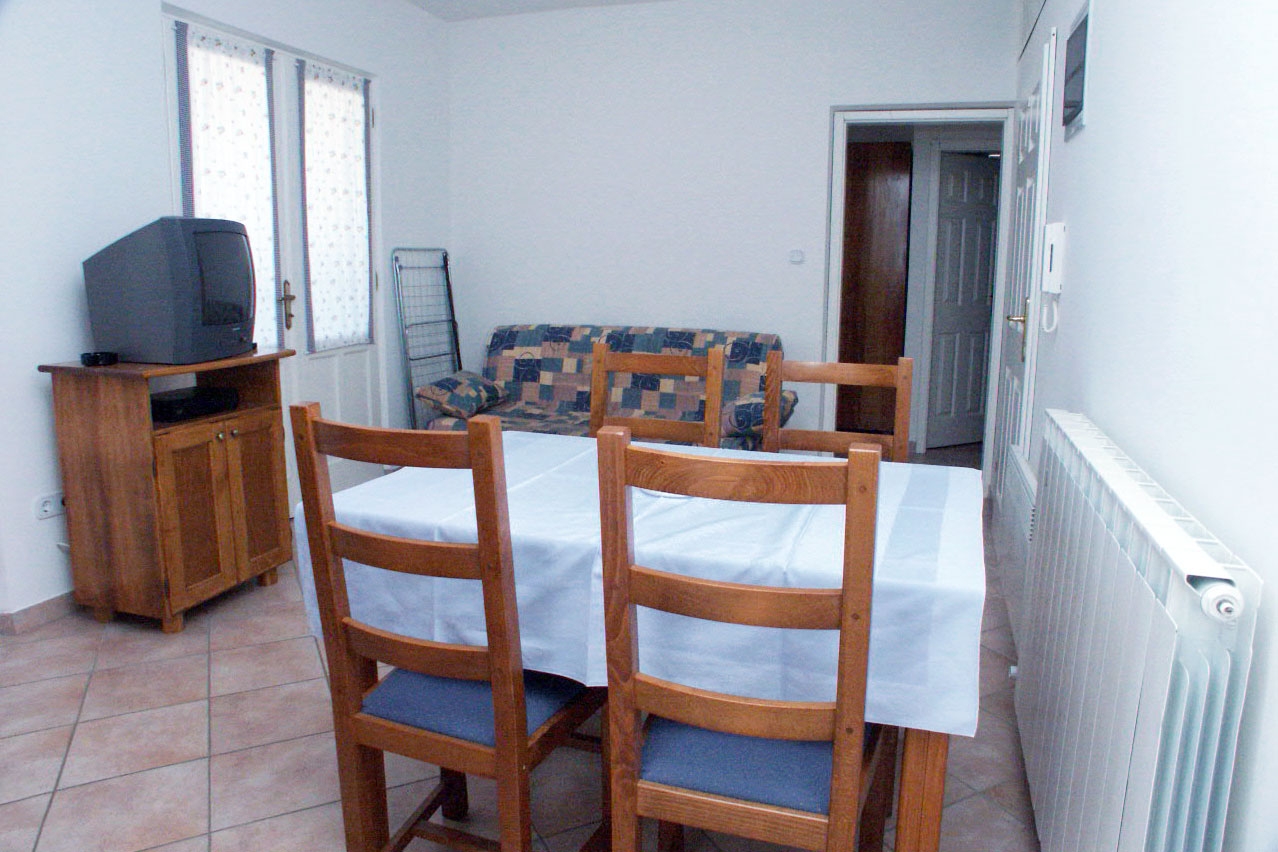 Dvosobni apartma S teraso Vrsar, Poreč  A-b