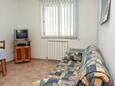 Vrsar, Living room in the apartment, air condition available, (pet friendly) and WiFi.