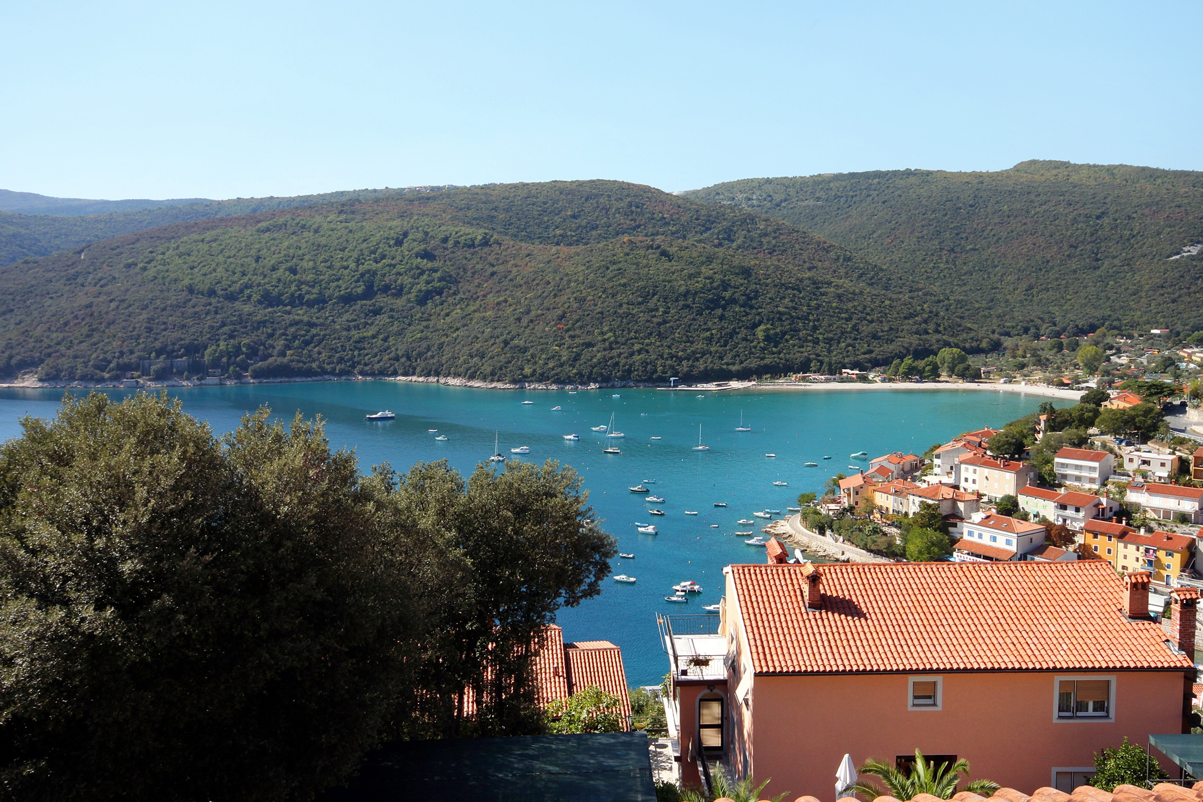 Four bedroom apartment with balcony and sea view Rabac, Labin  A-a