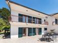 Rabac, Terrasse dans l’hébergement en type apartment, avec la vue sur la mer, animaux acceptés et WiFi.