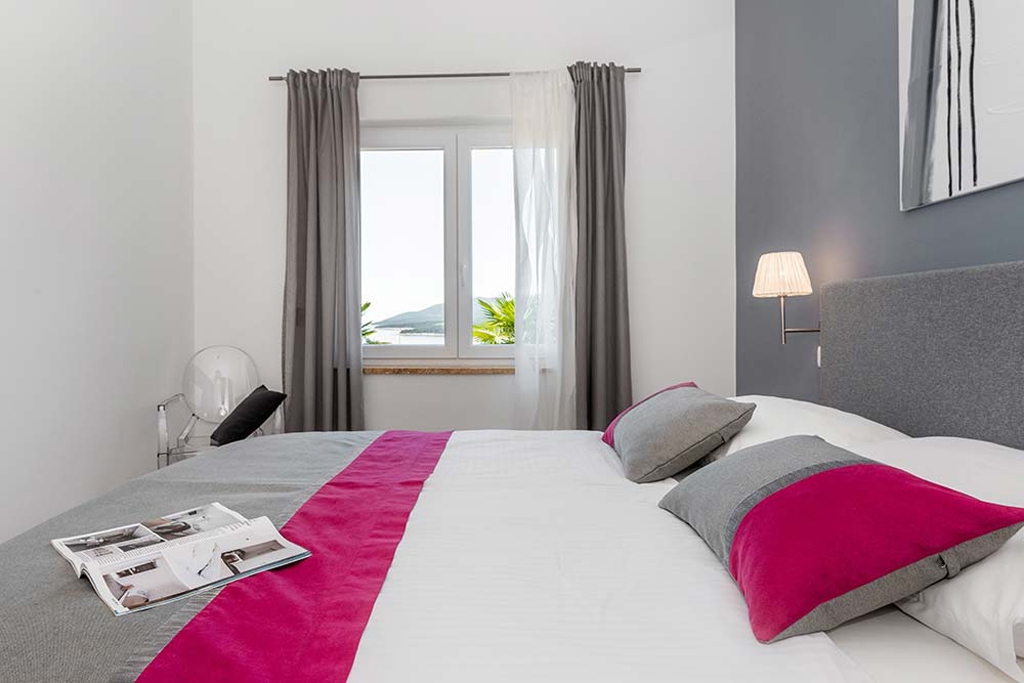 One bedroom apartment with terrace and sea view Rabac, Labin  A-f