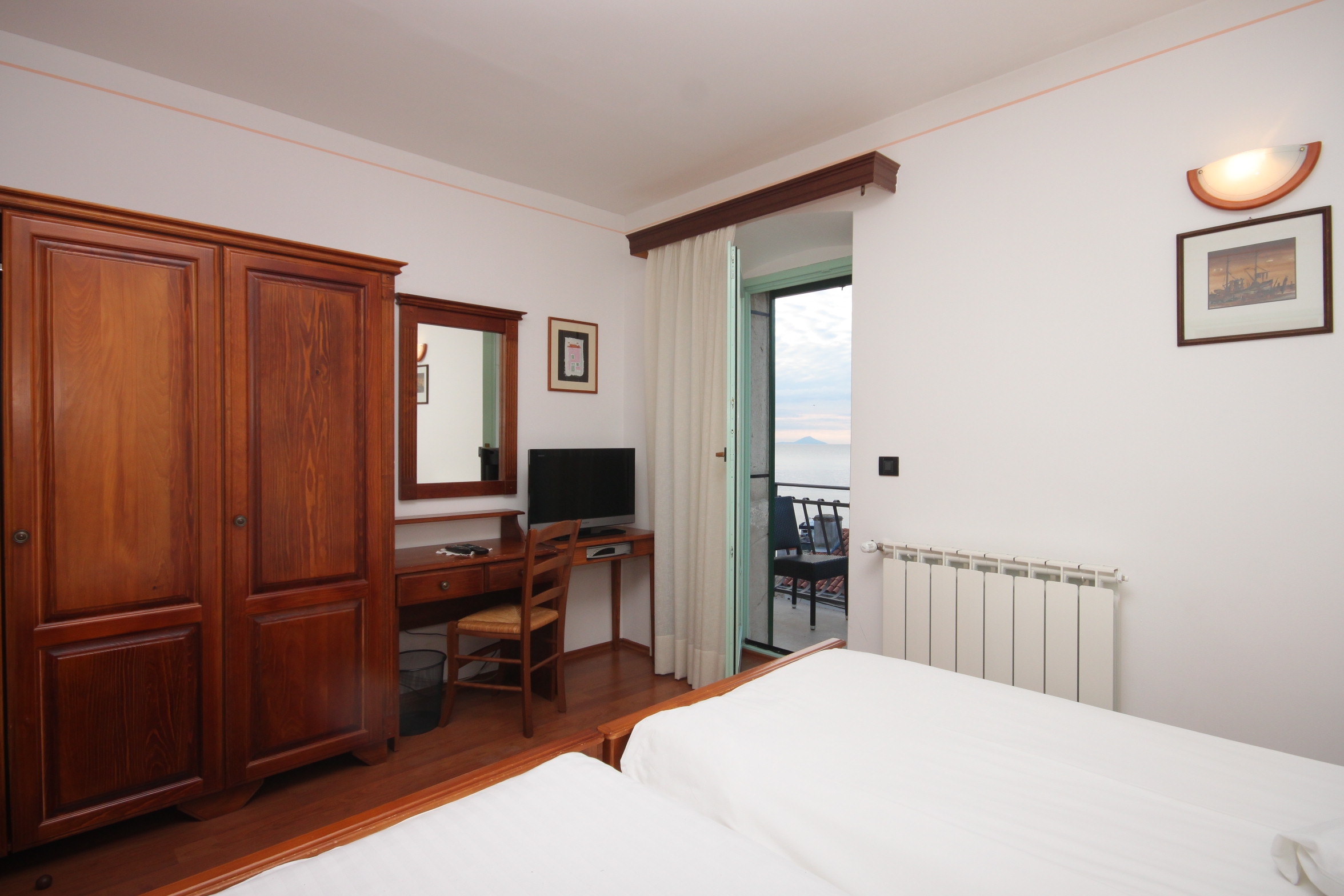 Room with balcony and sea view Rabac, Labin (S-3016-g)