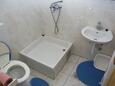 Ванная комната Drvenik Donja vala, Ванная комната в размещении типа apartment, dopusteni kucni ljubimci.